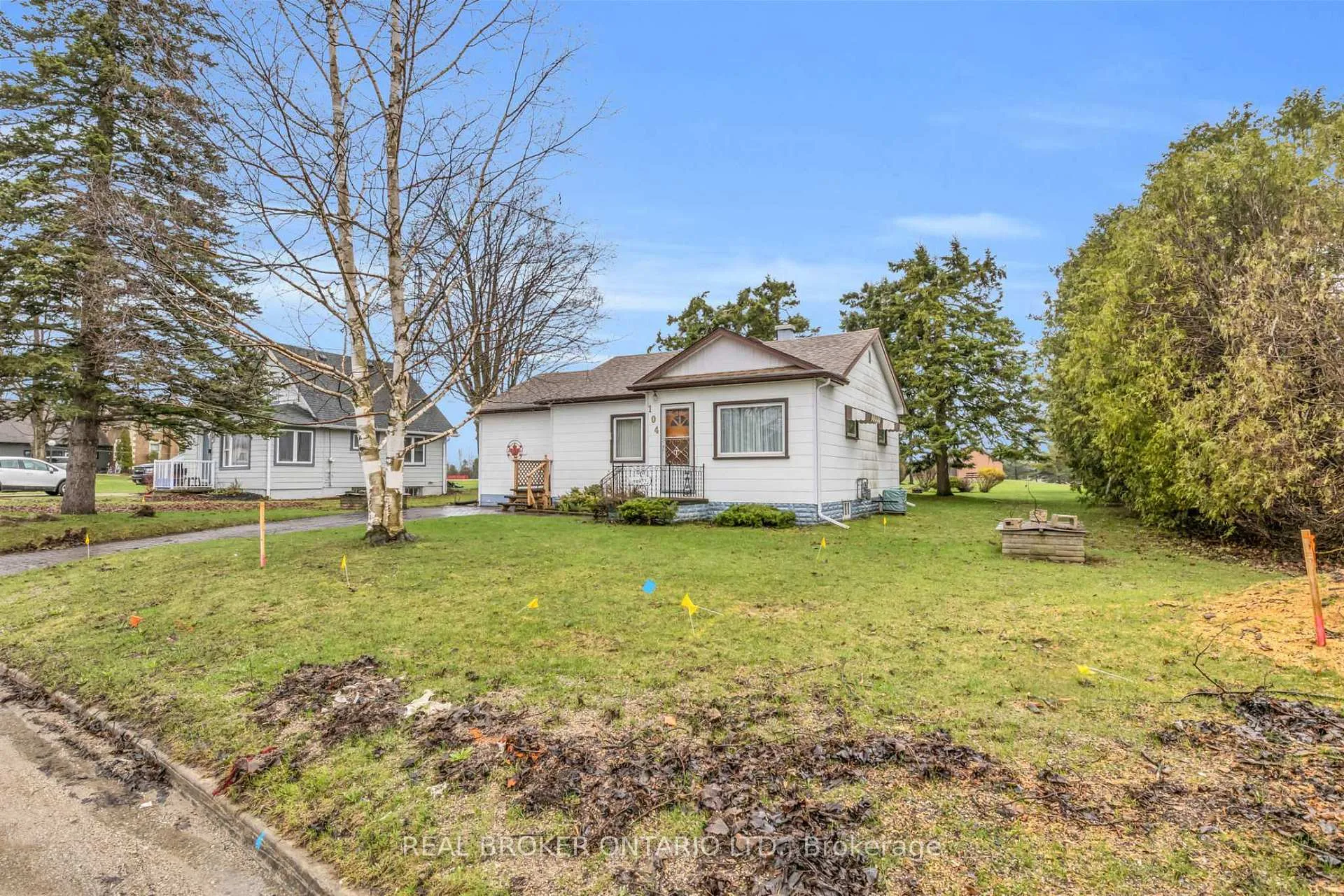 Photo 4 of 104 King Street, Minto — HOMEH