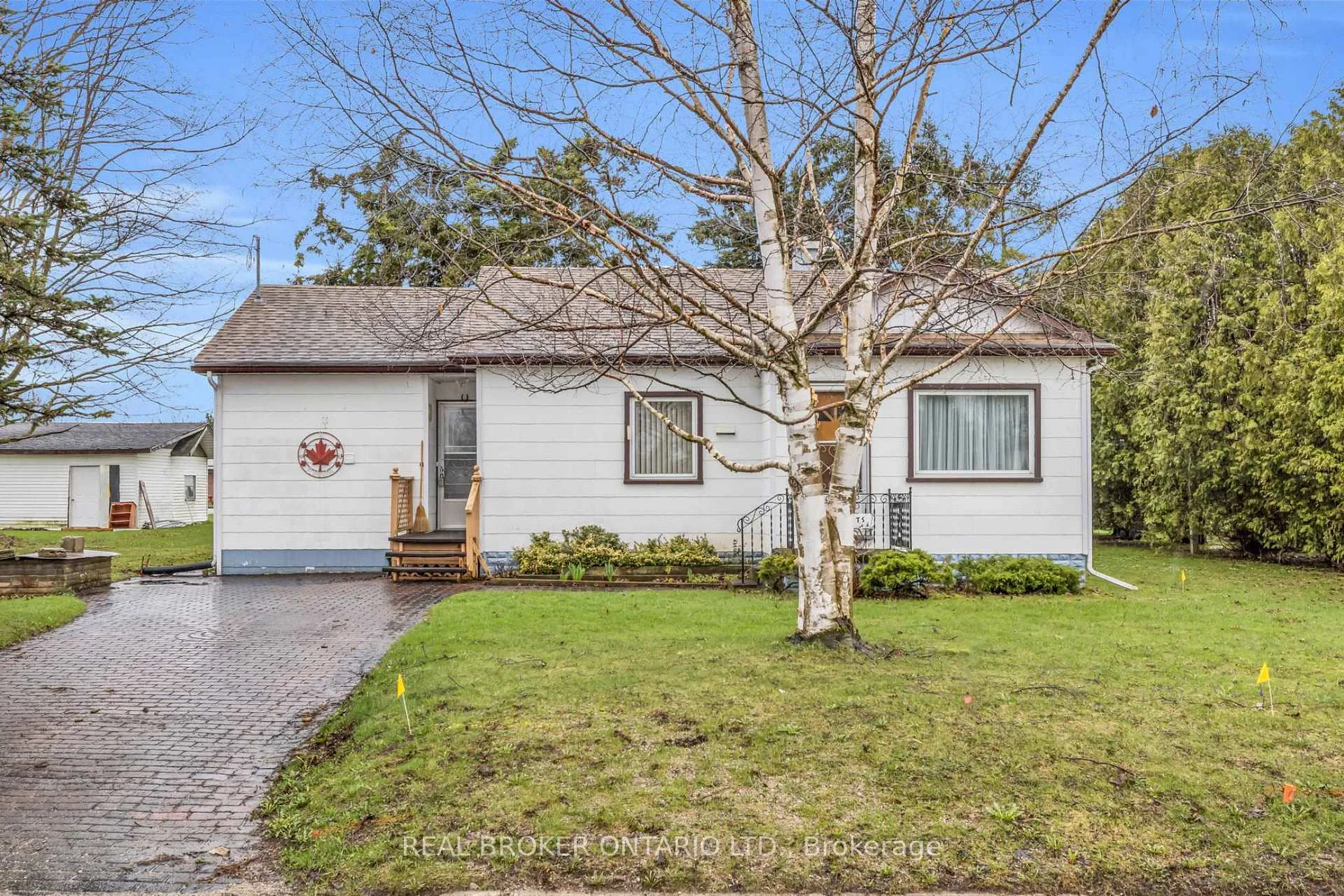 Photo 5 of 104 King Street, Minto — HOMEH