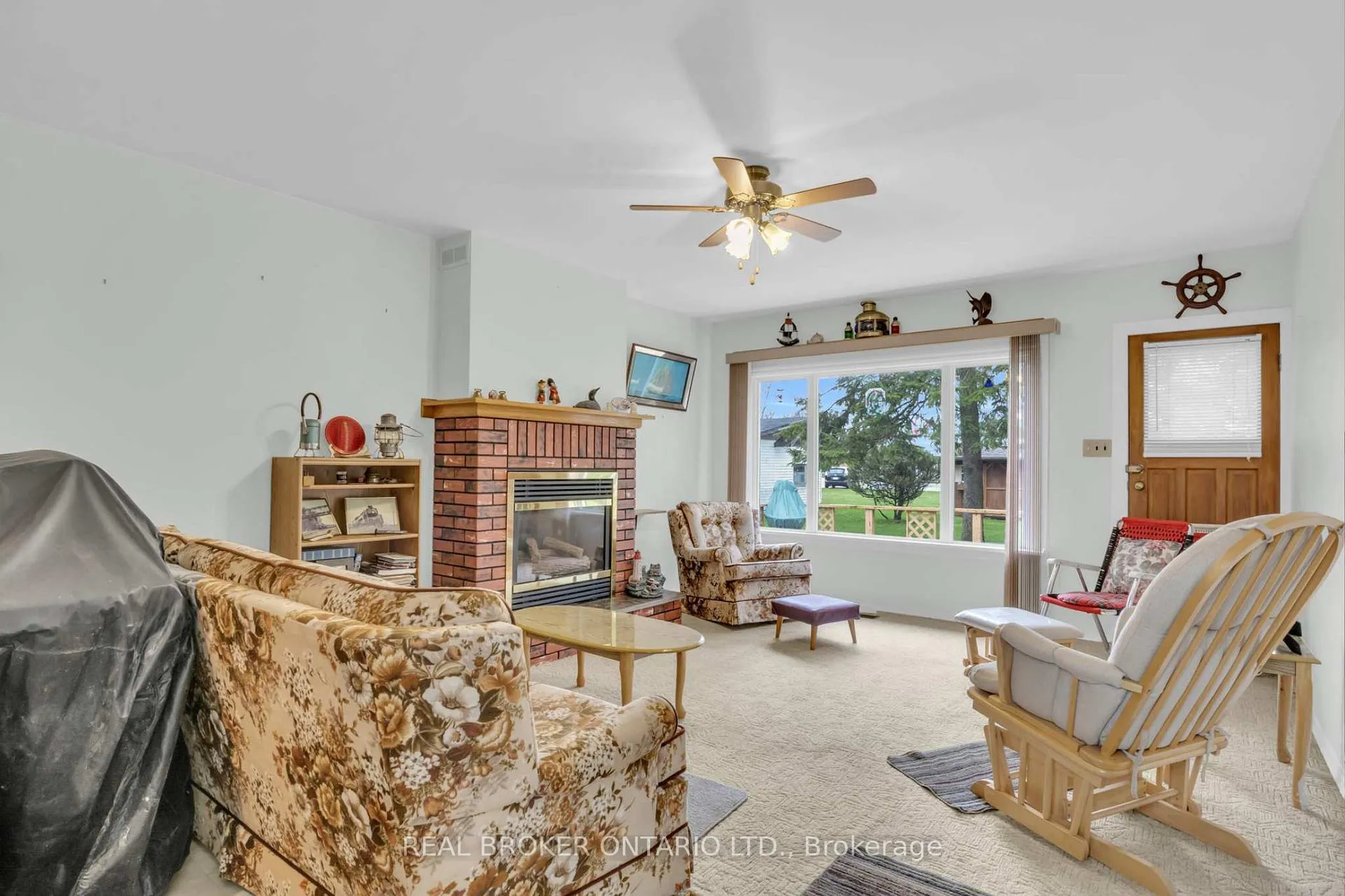 Photo 13 of 104 King Street, Minto — HOMEH