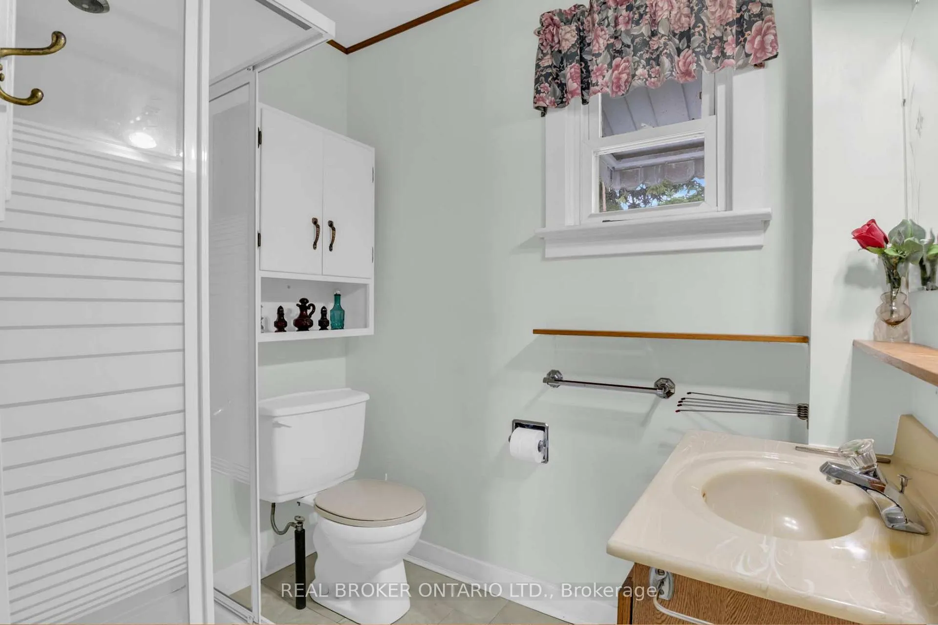 Photo 25 of 104 King Street, Minto — HOMEH