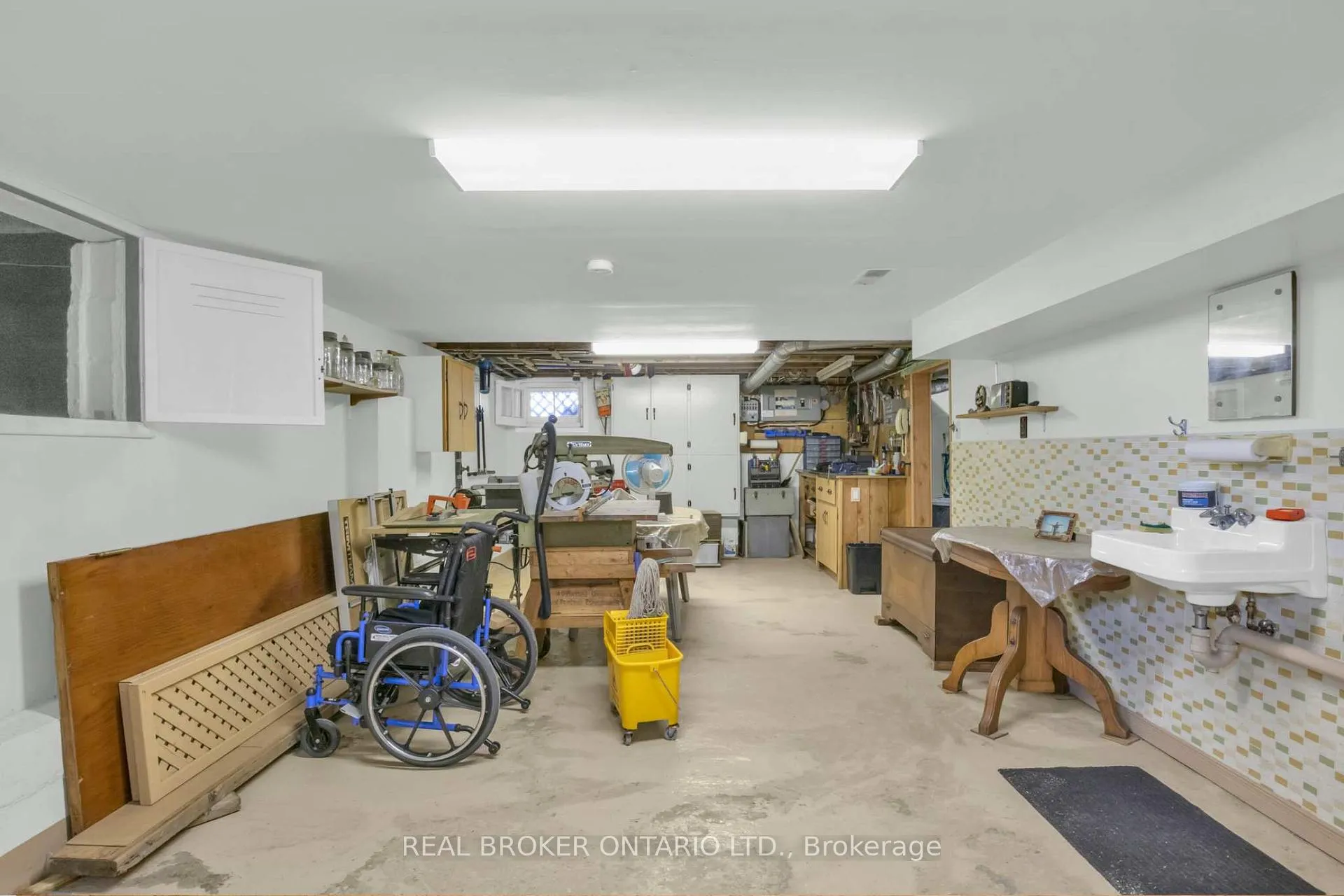 Photo 27 of 104 King Street, Minto — HOMEH