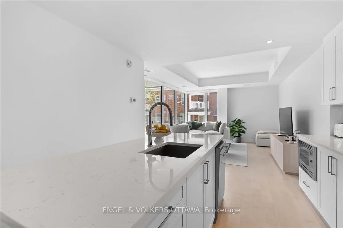 Photo 4 of Unit 201, 11 Galt Street, Ottawa, Old Ottawa South — HOMEH