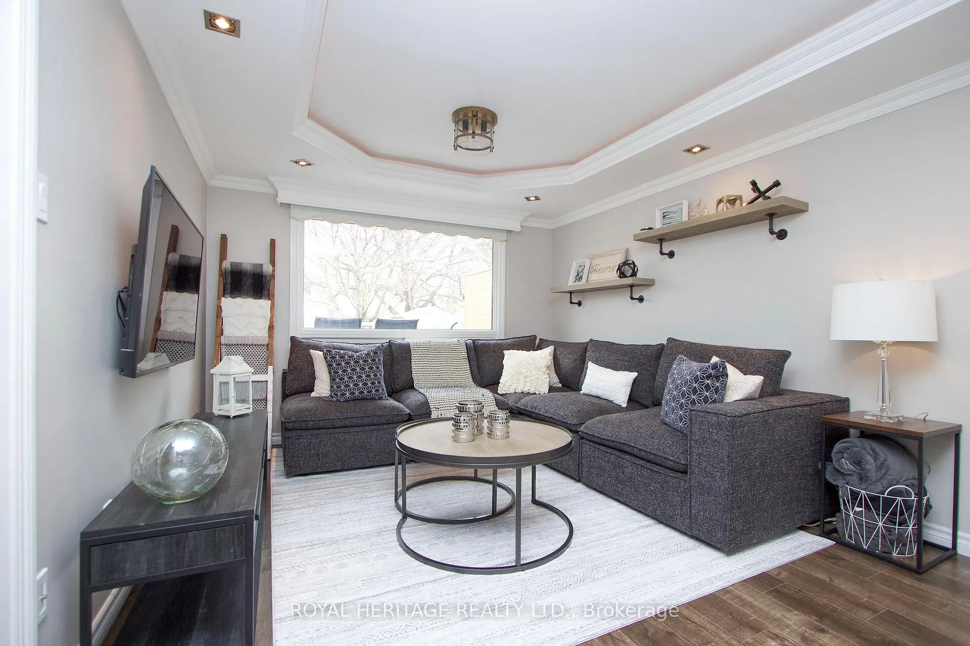 Photo 8 of 11 Glanville Crescent, Clarington, Bowmanville — HOMEH