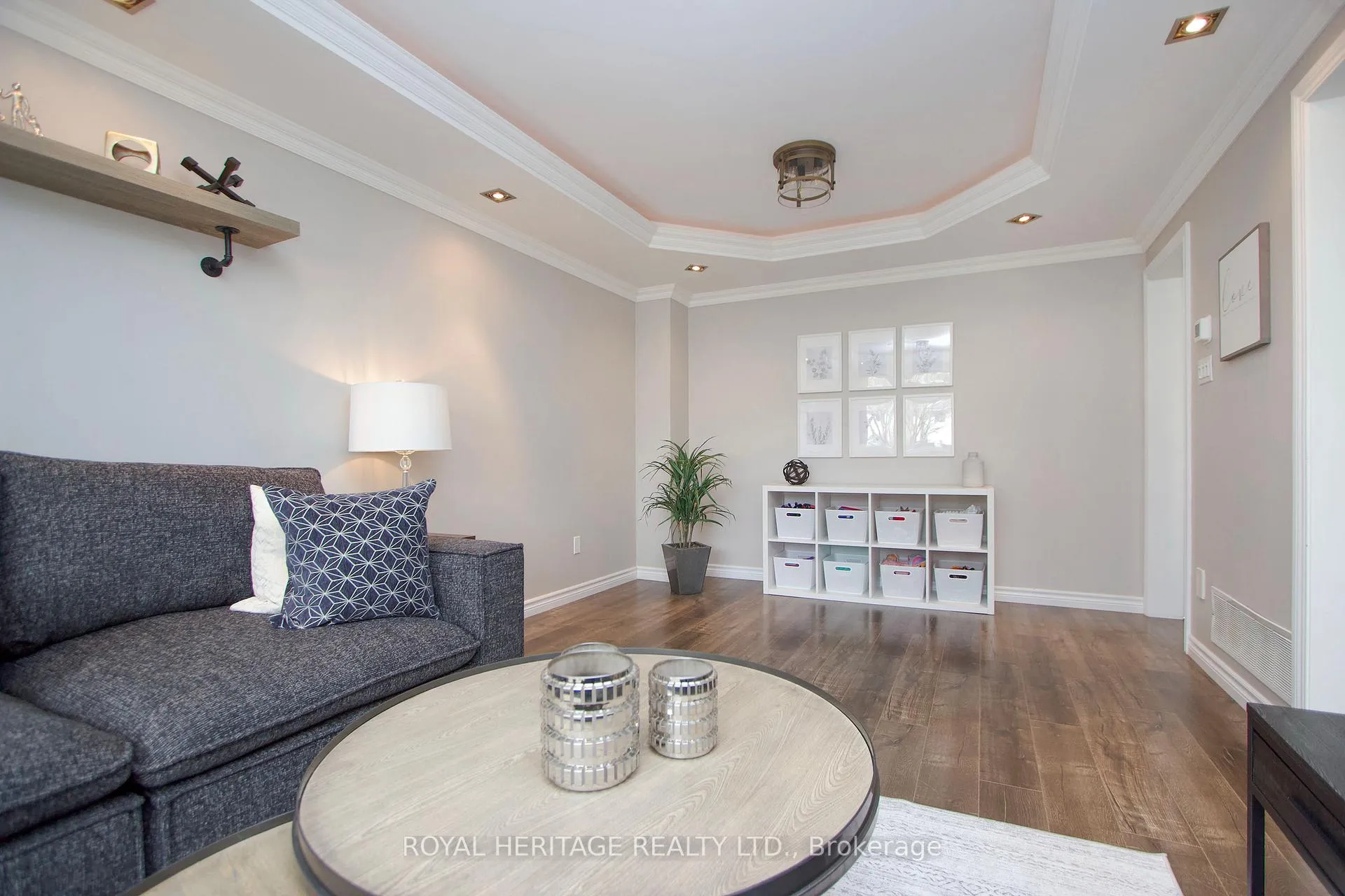 Photo 9 of 11 Glanville Crescent, Clarington, Bowmanville — HOMEH