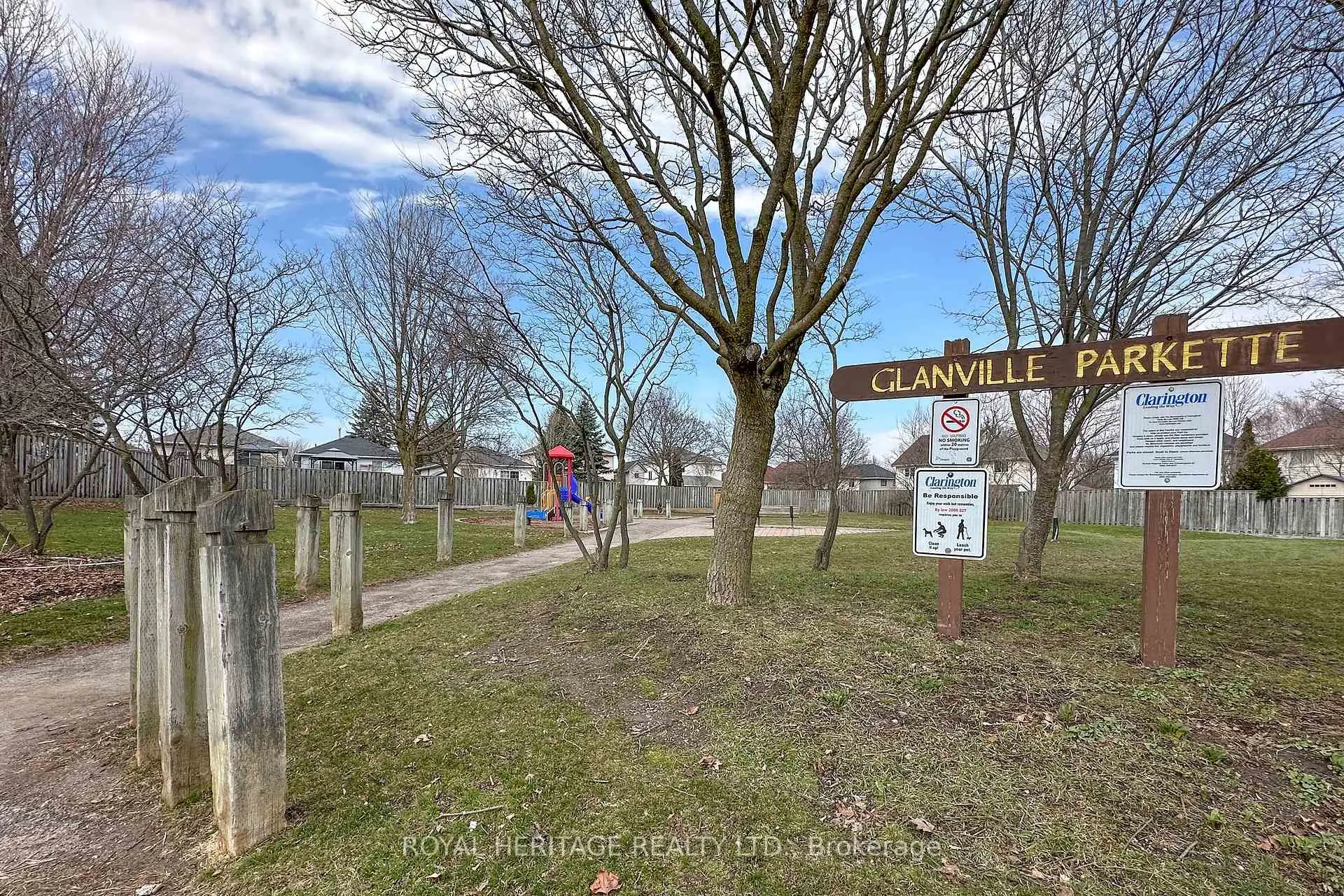 Photo 40 of 11 Glanville Crescent, Clarington, Bowmanville — HOMEH