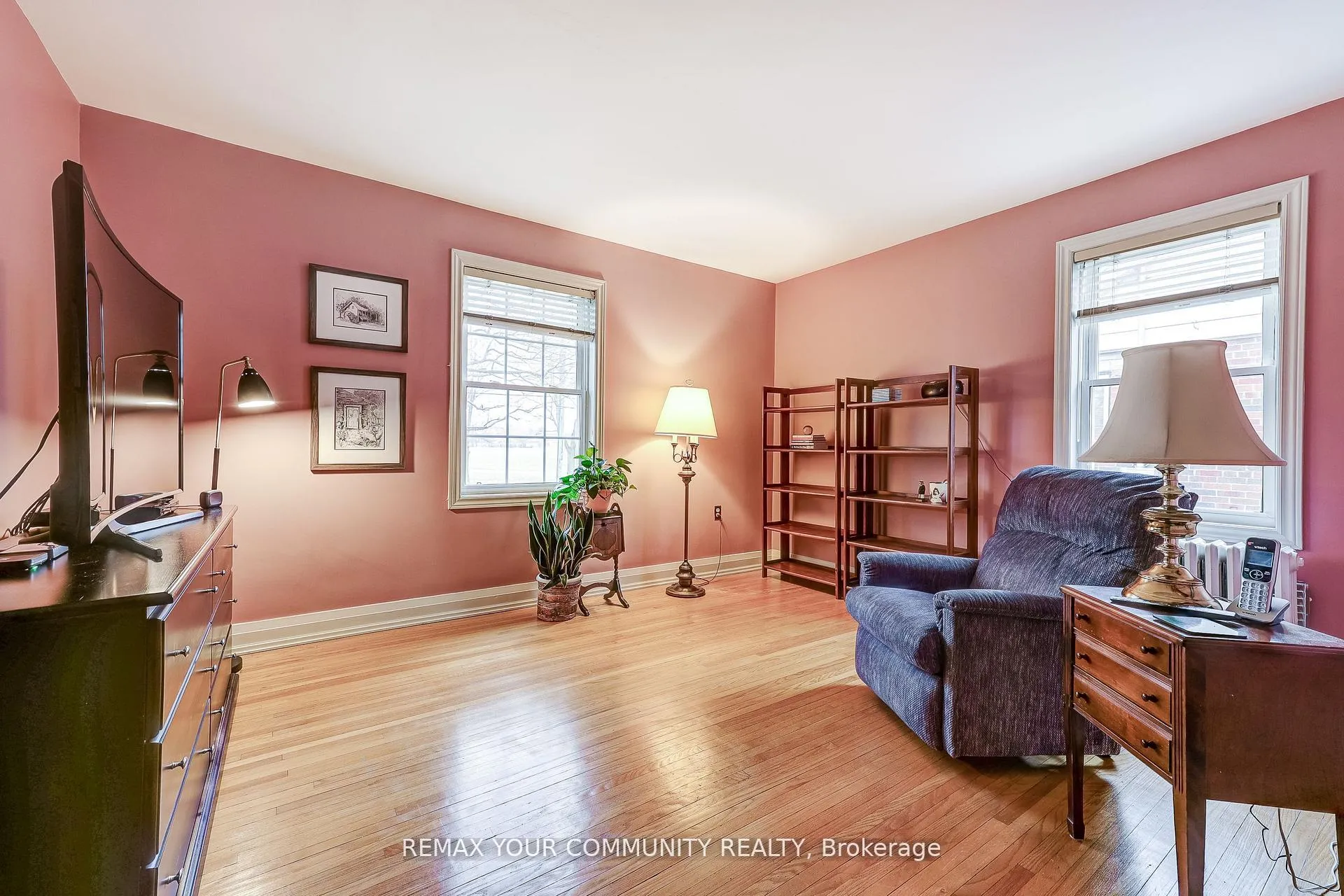 Photo 18 of 30 Dunning Avenue, Aurora, Aurora Village — HOMEH
