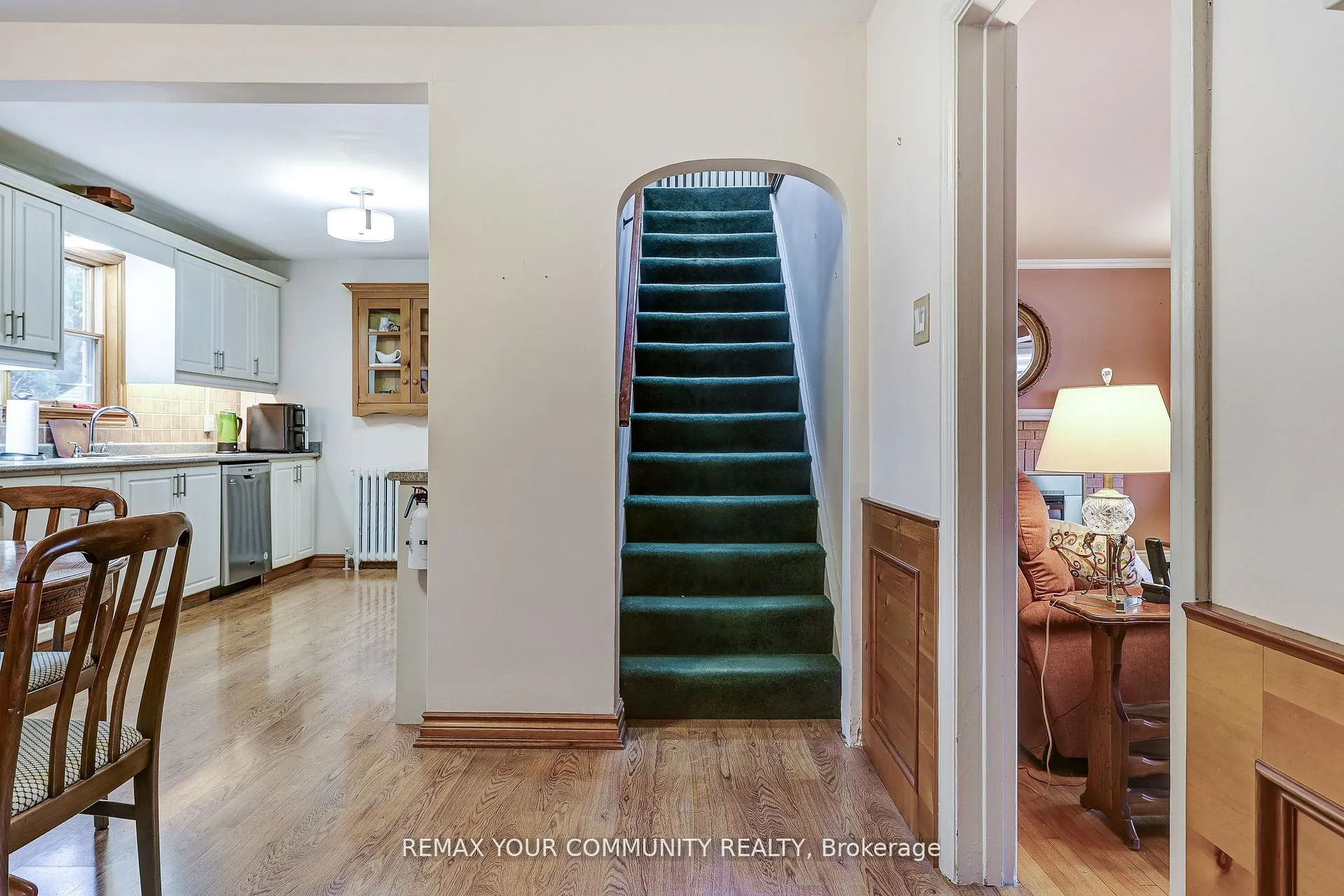 Photo 22 of 30 Dunning Avenue, Aurora, Aurora Village — HOMEH