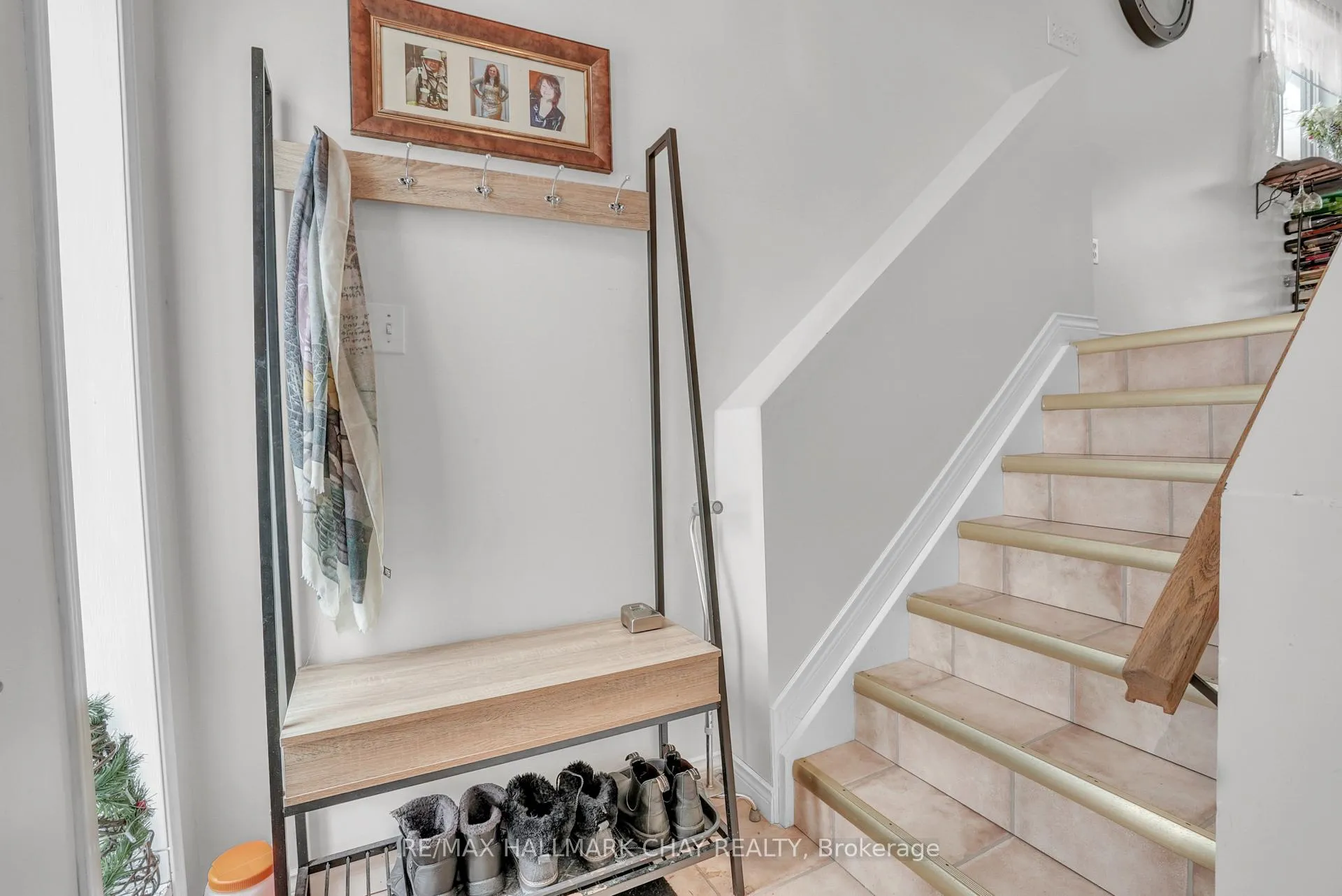 Photo 2 of 149 Osborne Street, Tay, Victoria Harbour — HOMEH