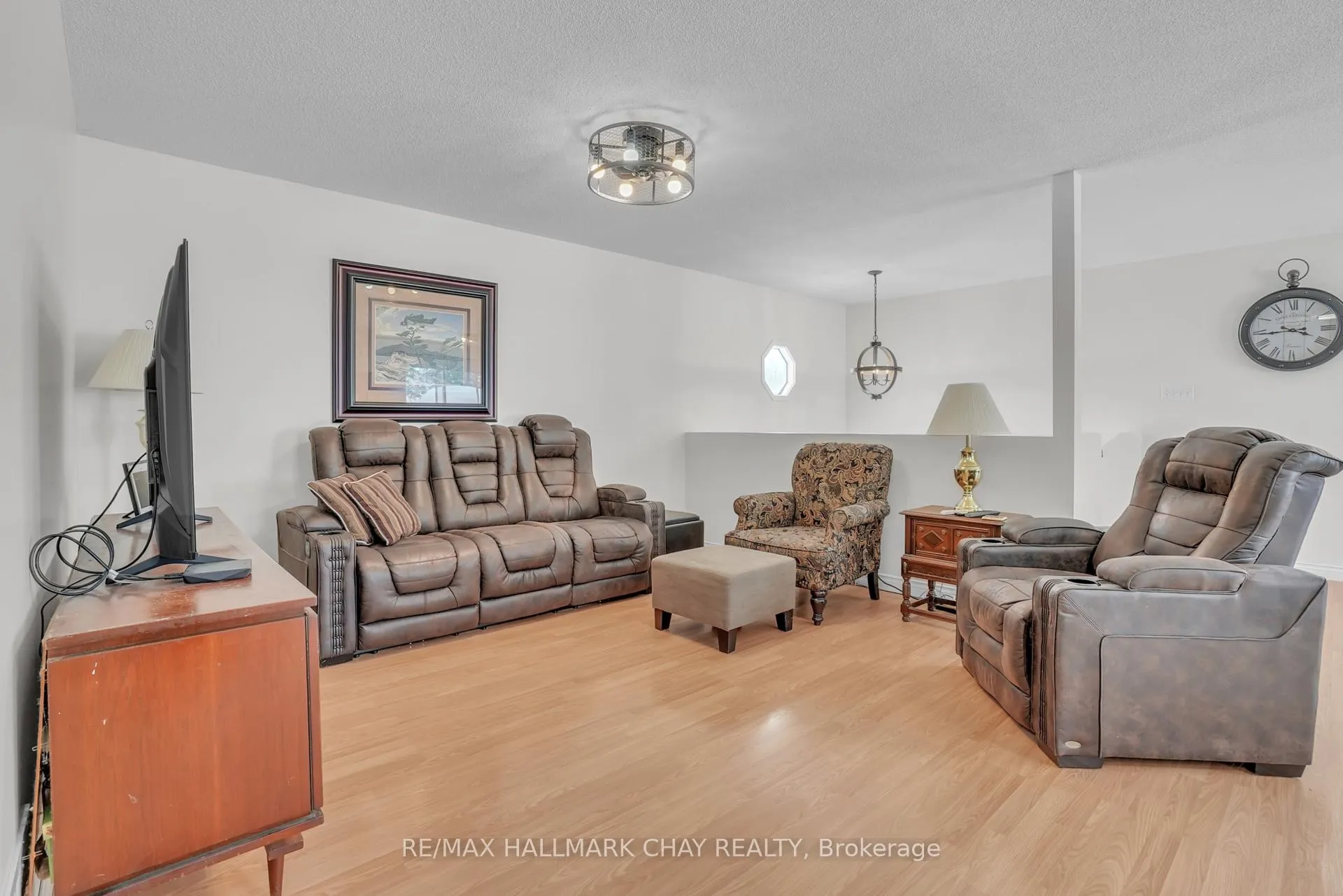 Photo 4 of 149 Osborne Street, Tay, Victoria Harbour — HOMEH