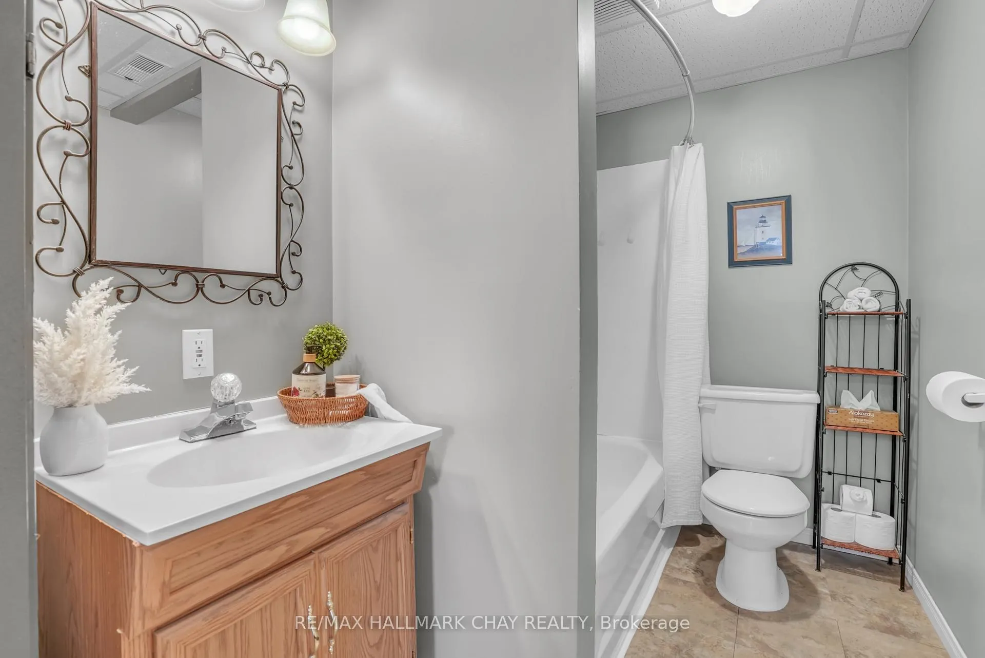 Photo 16 of 149 Osborne Street, Tay, Victoria Harbour — HOMEH