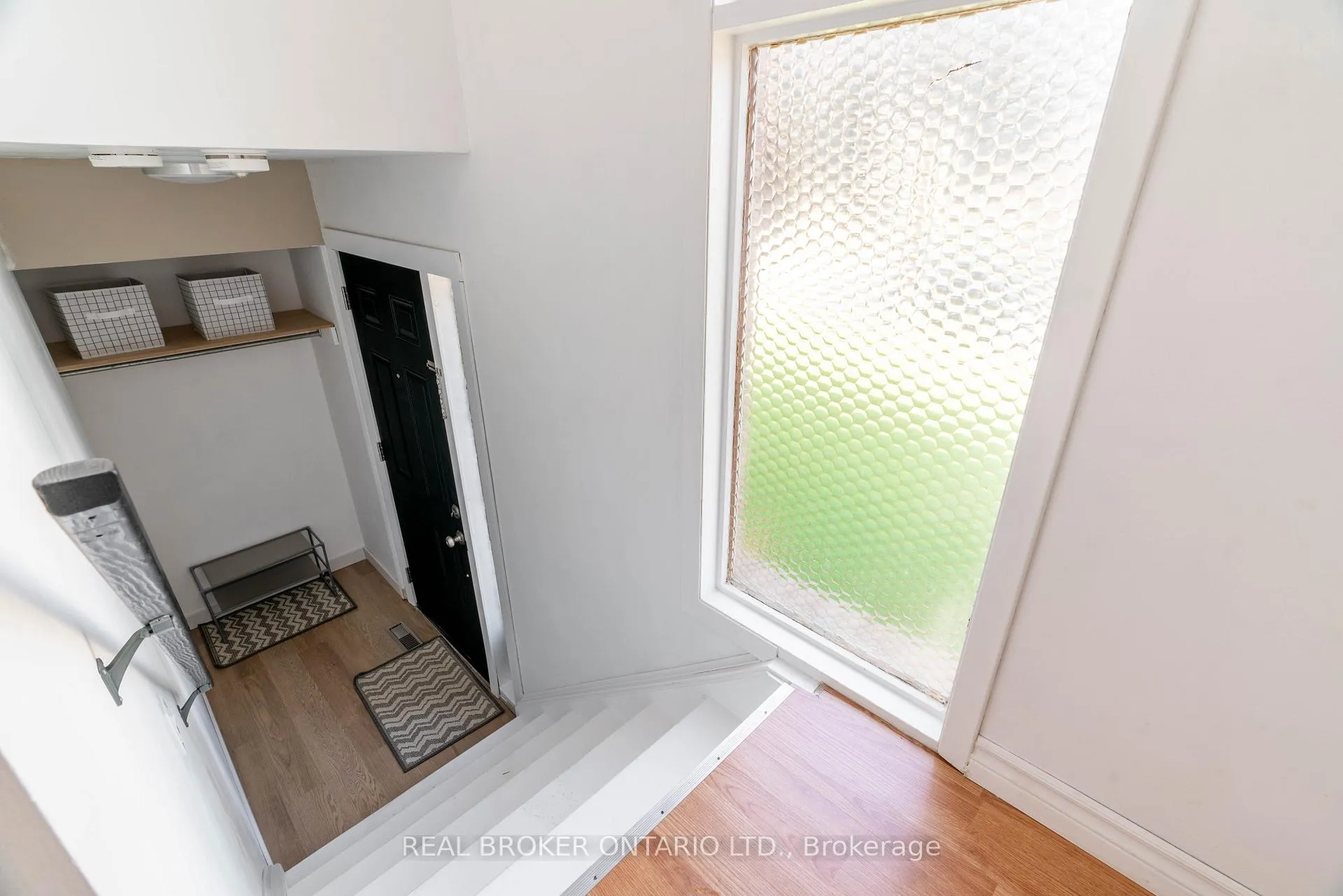 Photo 9 of 232 Cedarwoods Crescent, Kitchener — HOMEH