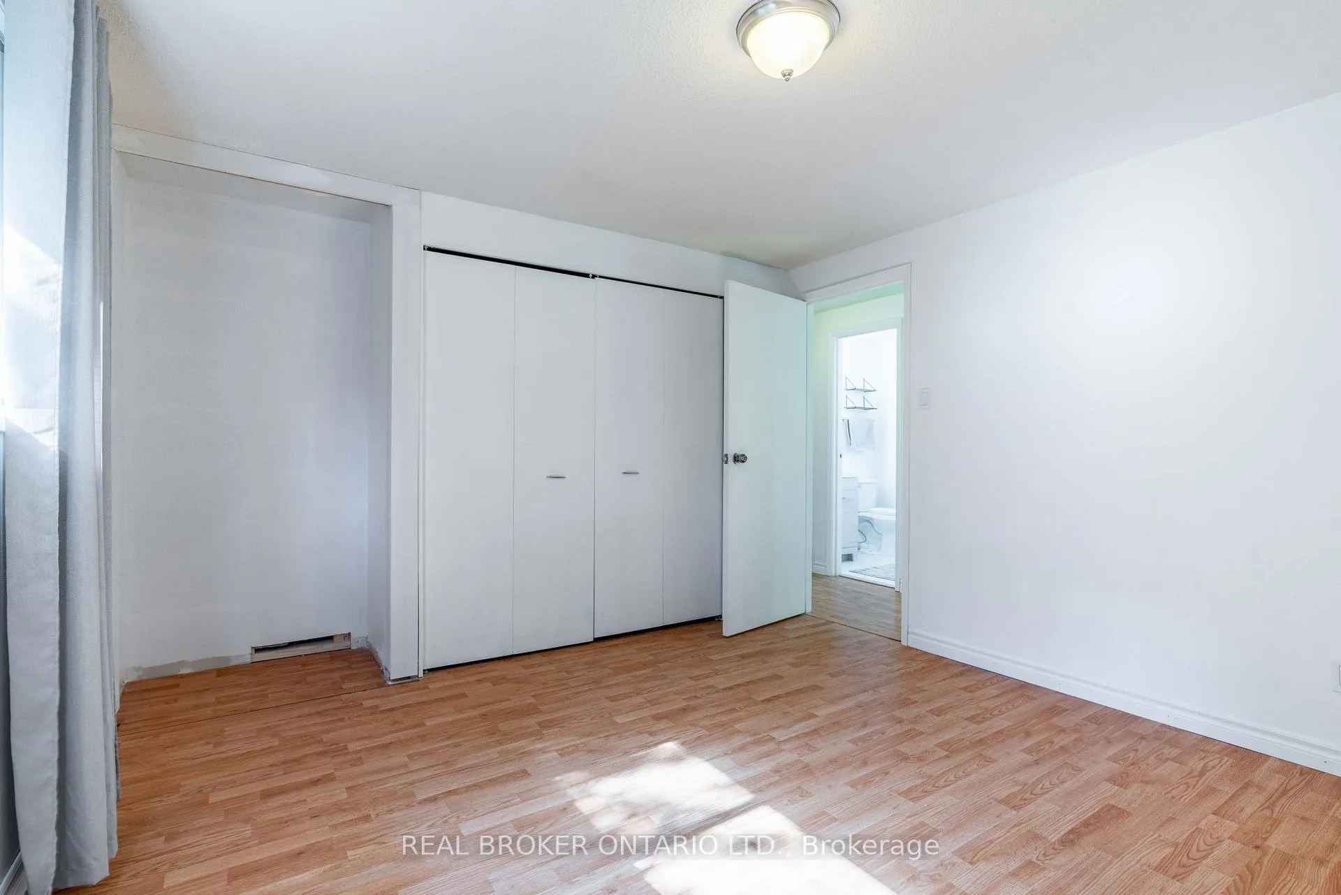 Photo 13 of 232 Cedarwoods Crescent, Kitchener — HOMEH