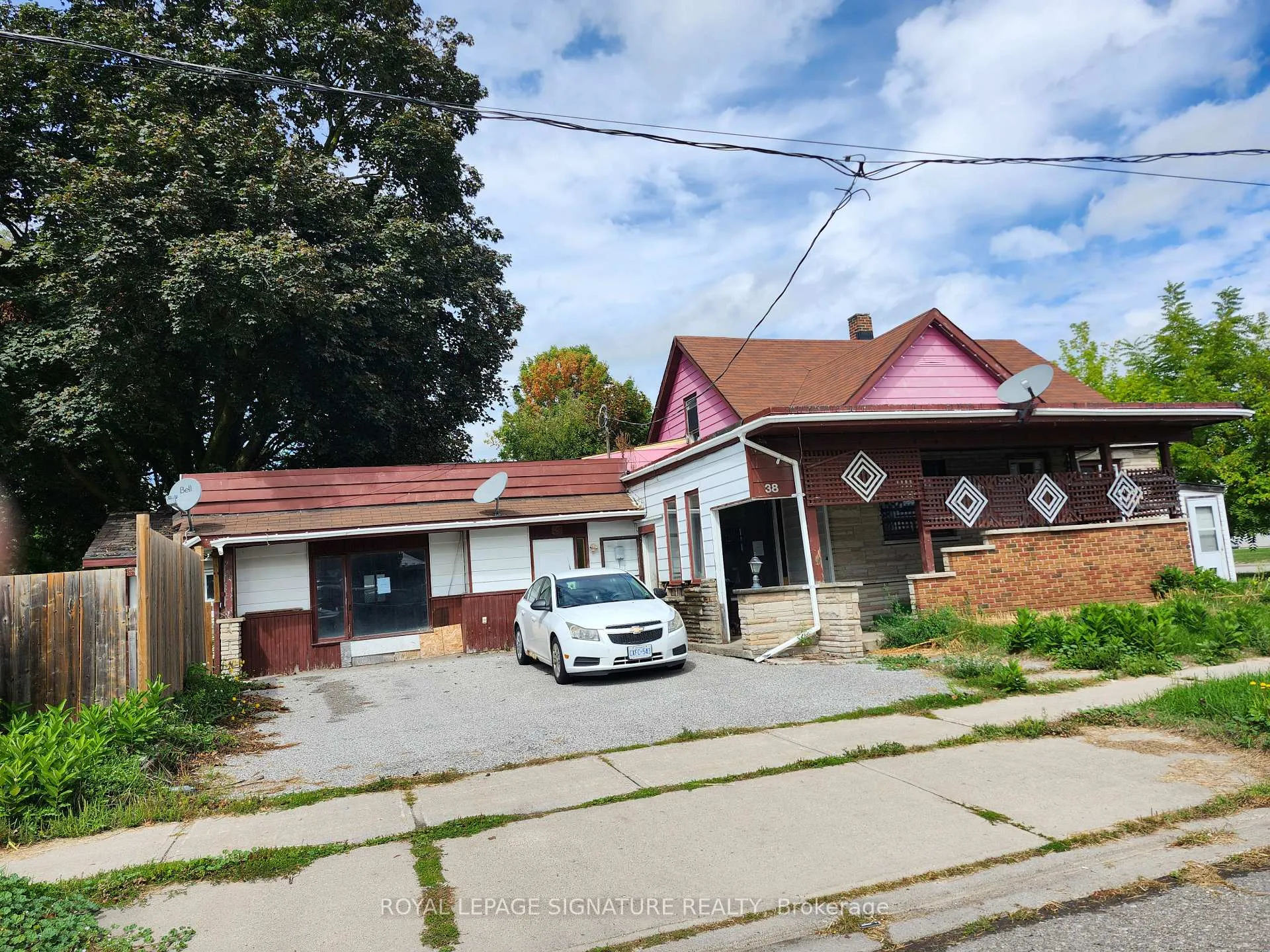 Photo 1 of 38 Tupper Street, New Tecumseth, Alliston — HOMEH