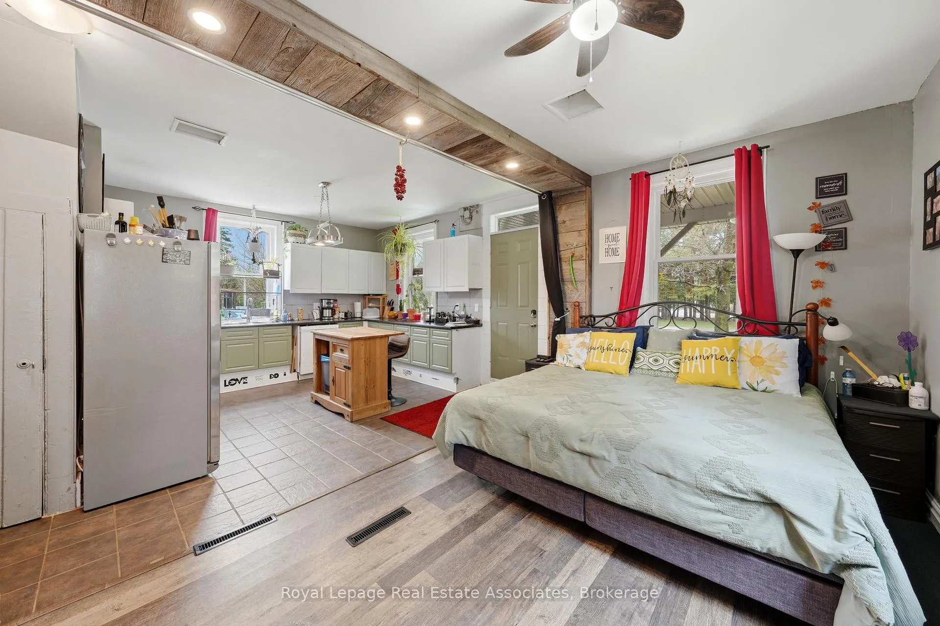 Photo 15 of 557 Main Street E, Southgate — HOMEH