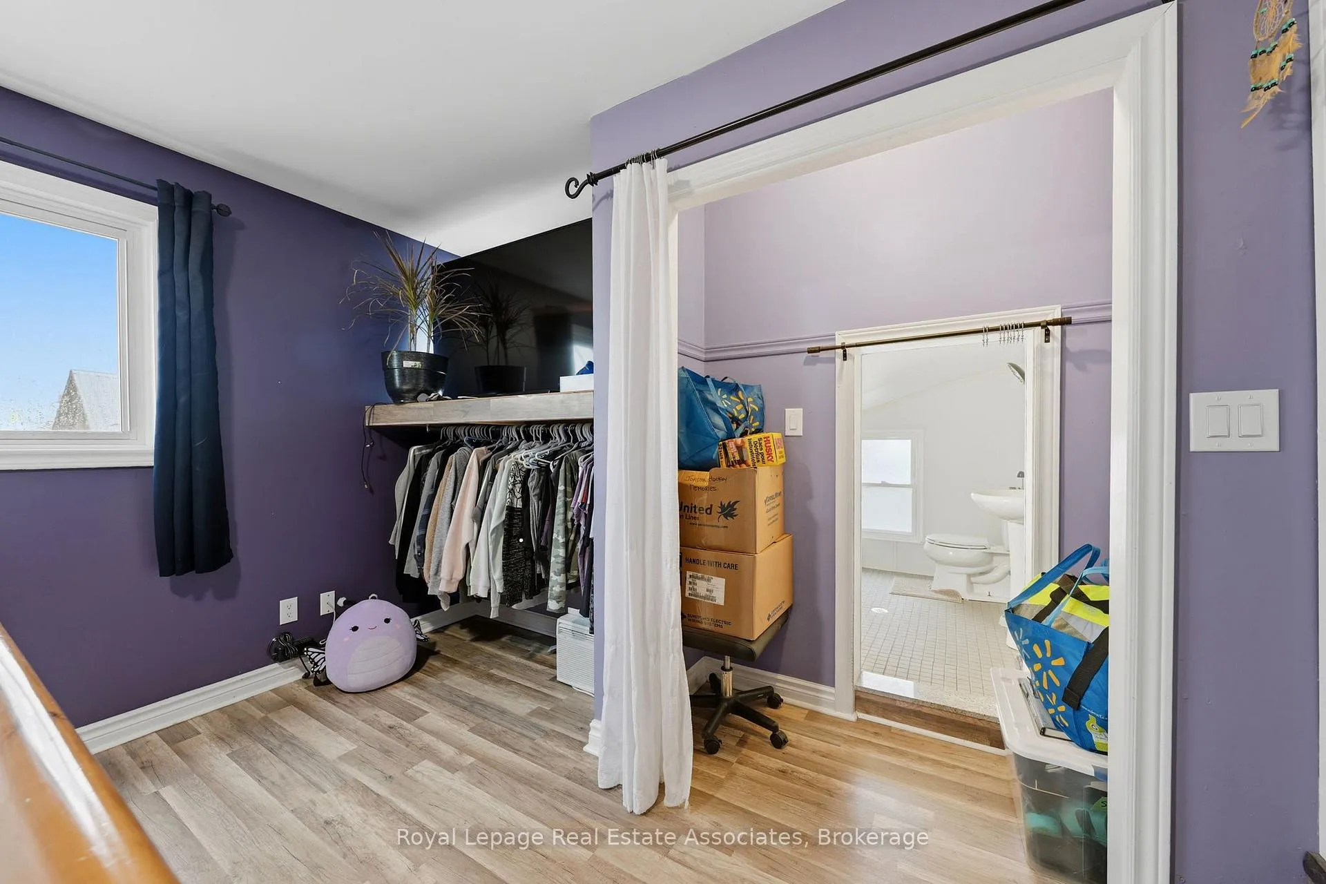 Photo 23 of 557 Main Street E, Southgate — HOMEH