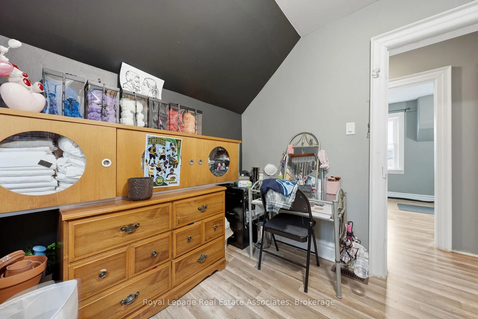 Photo 30 of 557 Main Street E, Southgate — HOMEH