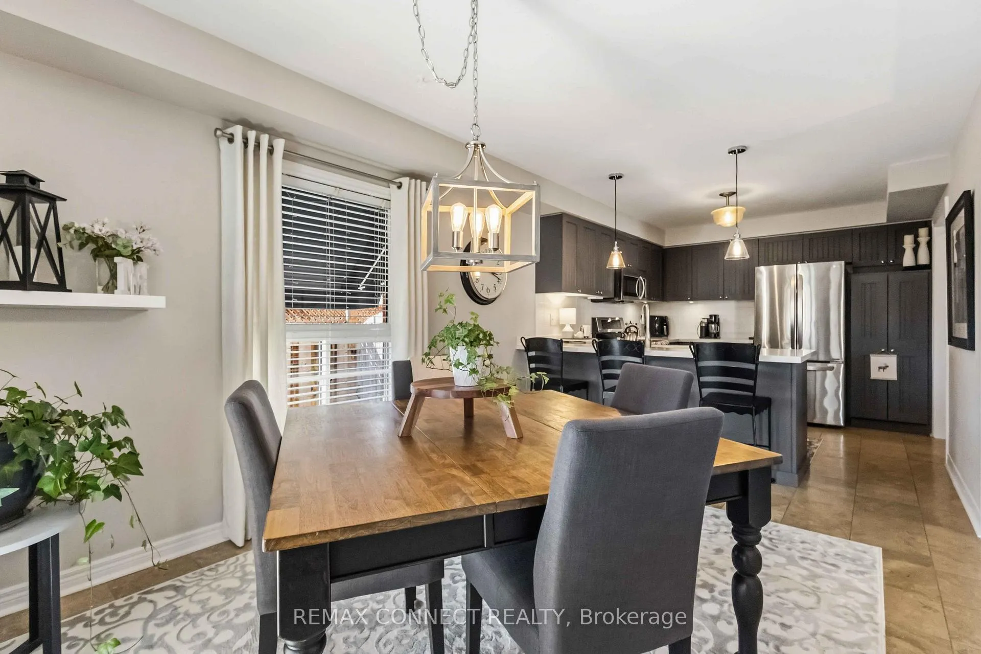 Photo 15 of 37 Duggan Avenue, Whitby, Brooklin — HOMEH