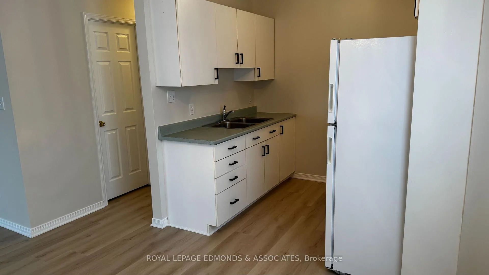 Photo 5 of 441 Mackay Street, Pembroke — HOMEH
