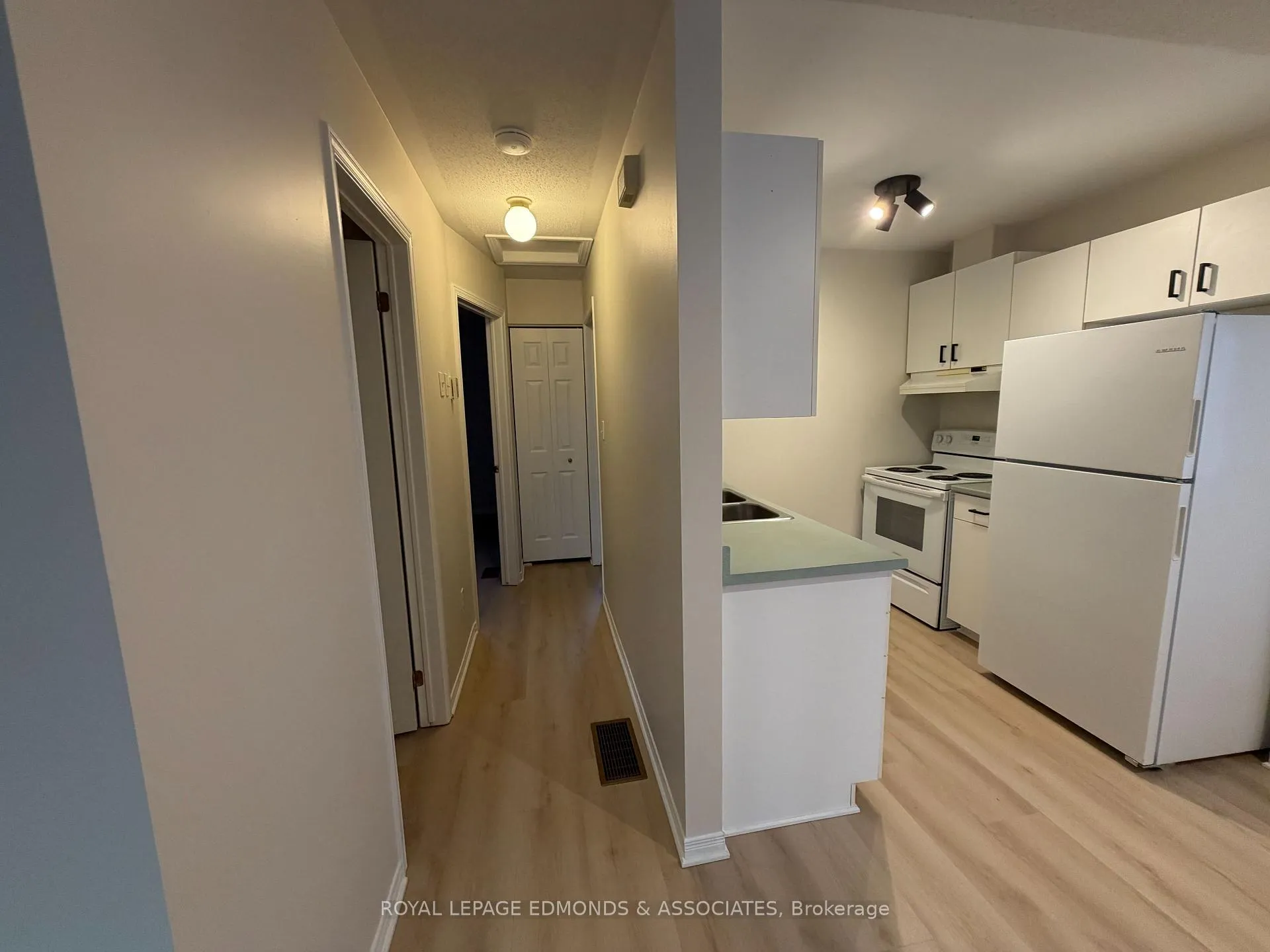 Photo 9 of 441 Mackay Street, Pembroke — HOMEH
