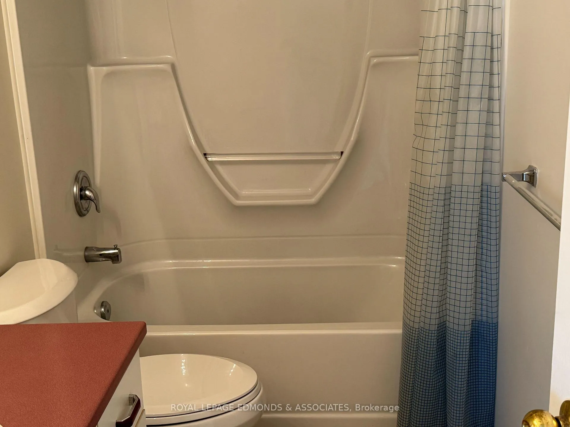 Photo 17 of 441 Mackay Street, Pembroke — HOMEH