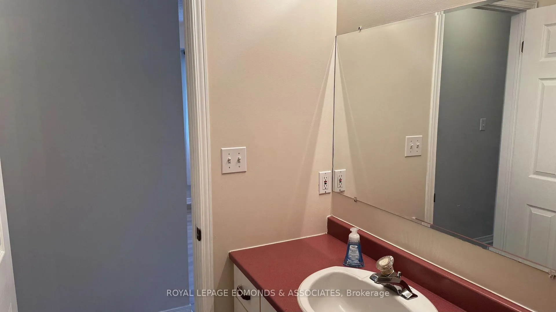 Photo 19 of 441 Mackay Street, Pembroke — HOMEH