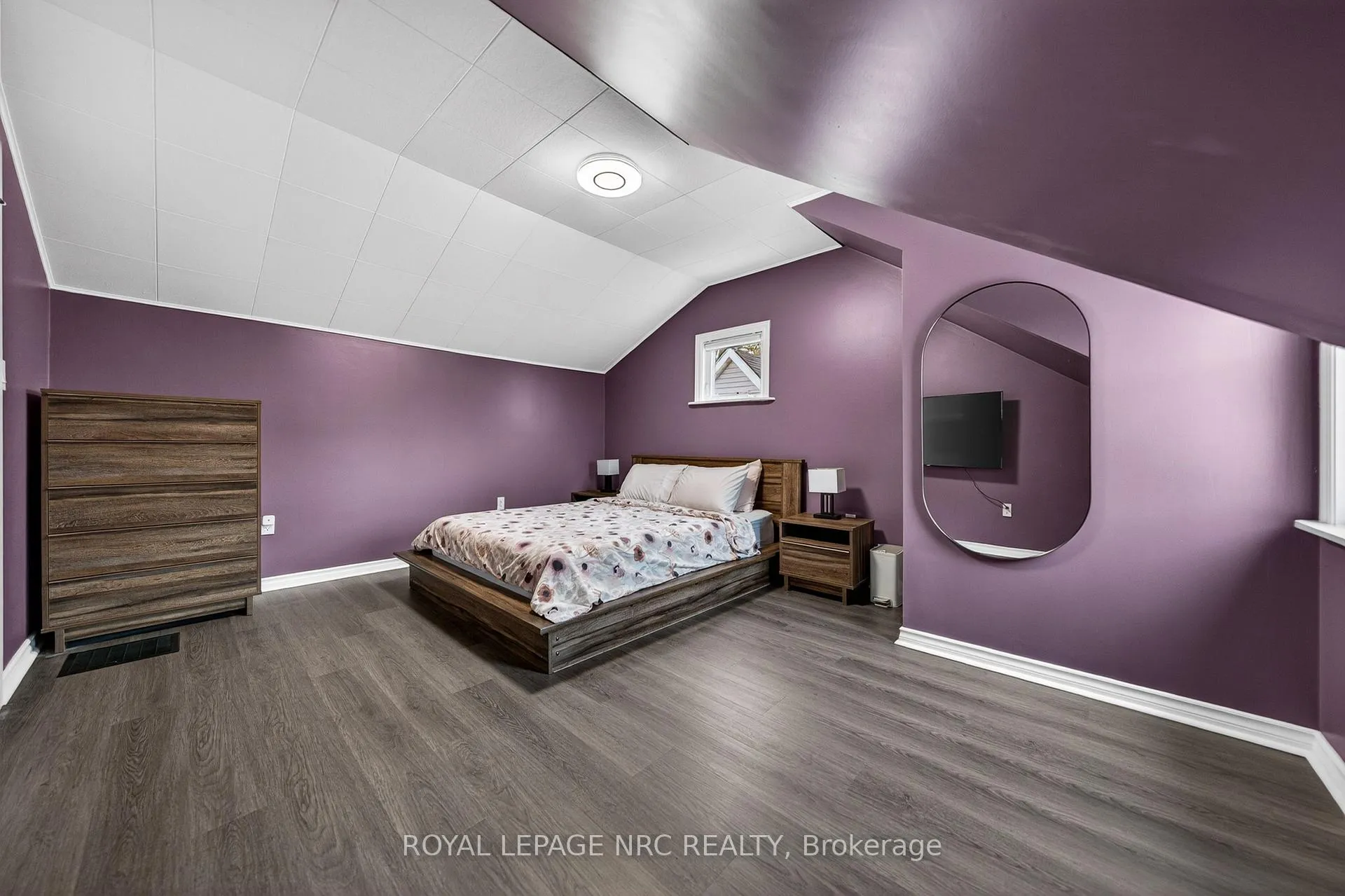 Photo 21 of 62 Louisa Street, St. Catharines, Downtown — HOMEH
