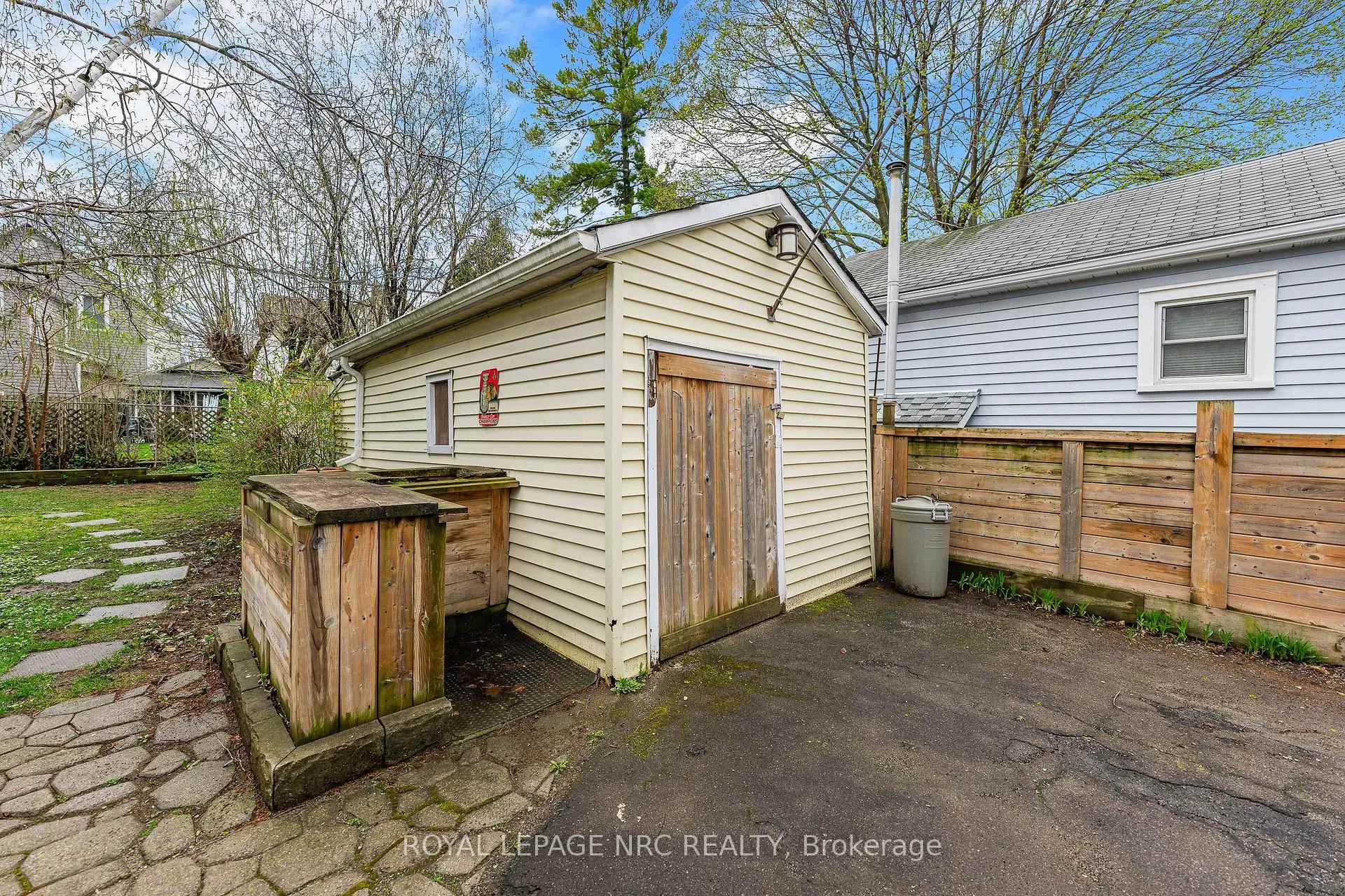 Photo 26 of 62 Louisa Street, St. Catharines, Downtown — HOMEH