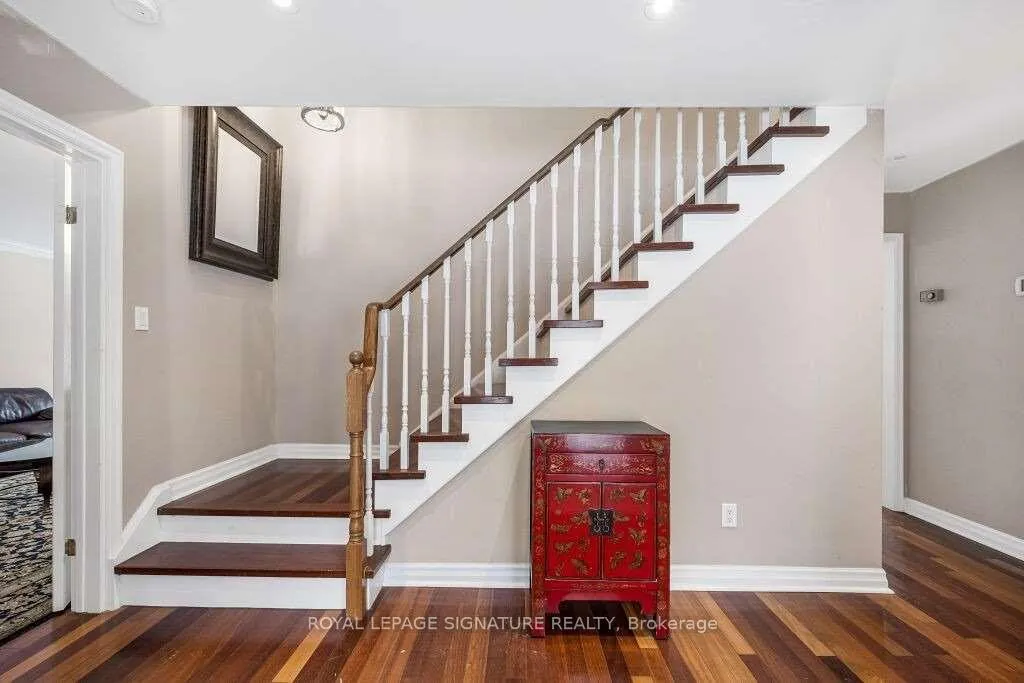 Photo 16 of 1 Park Brook Place, Markham, Royal Orchard — HOMEH