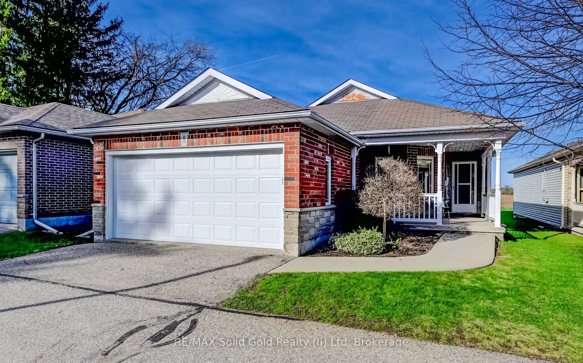 Front of Unit 8, 1662 Erbs Road