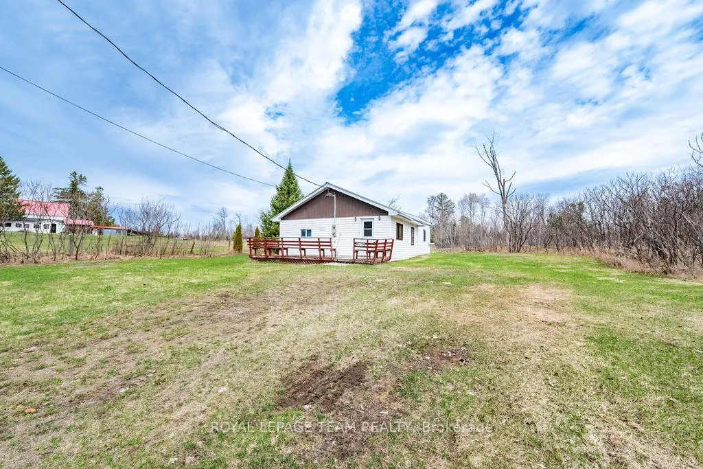 Photo 2 of 5242 Murphy Road, Greater Madawaska — HOMEH