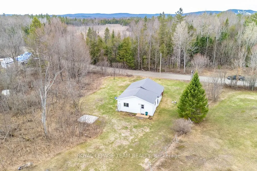 Photo 10 of 5242 Murphy Road, Greater Madawaska — HOMEH