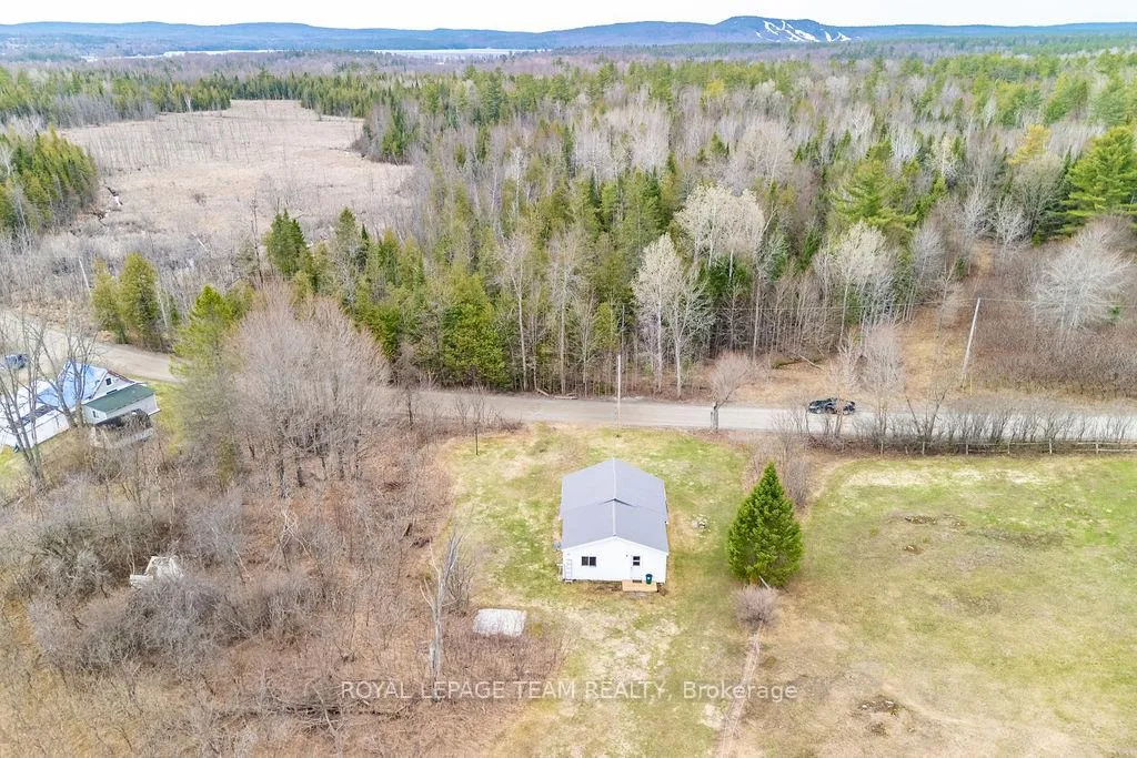 Photo 11 of 5242 Murphy Road, Greater Madawaska — HOMEH