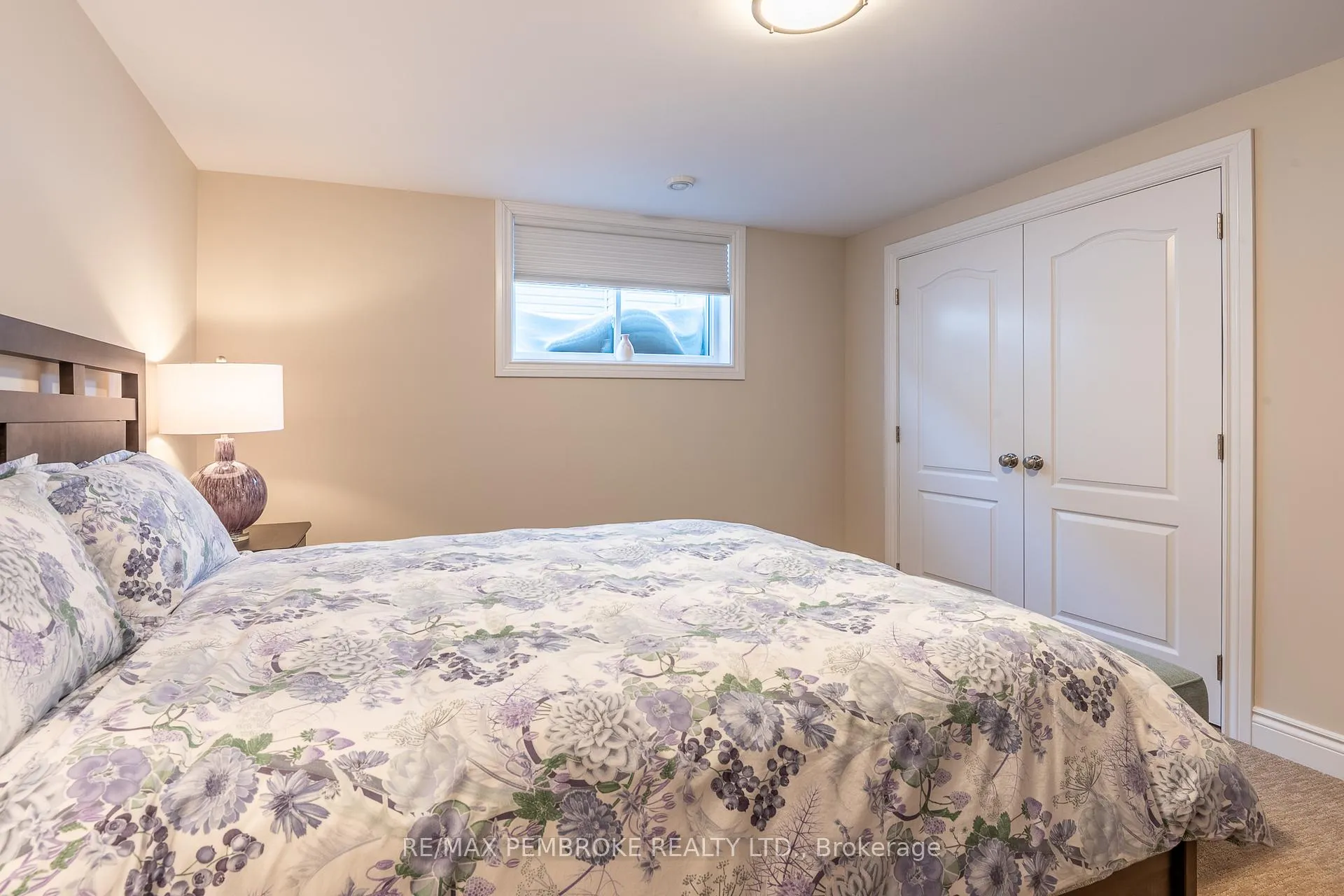 Photo 47 of 7 Drew Street, Petawawa — HOMEH