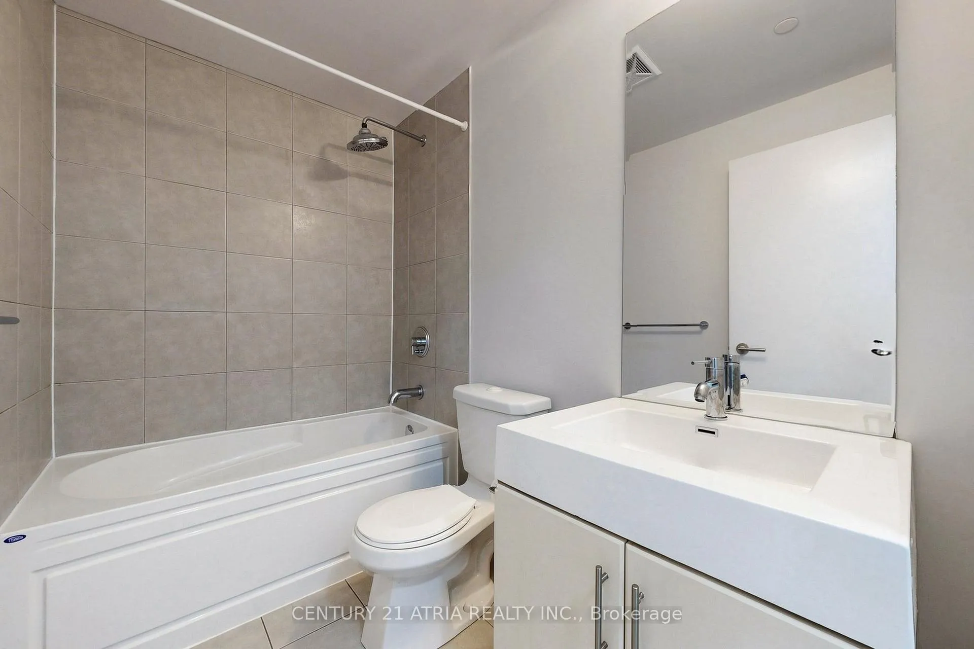 Photo 10 of Unit 607, 160 Vanderhoof Avenue, Toronto, Leaside — HOMEH