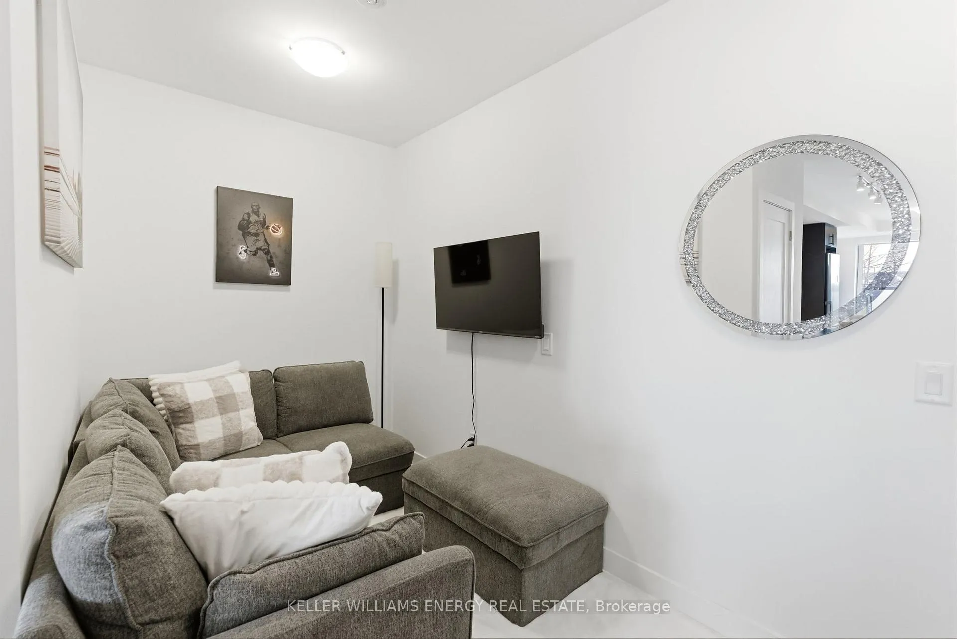 Photo 4 of Unit 211, 2545 Simcoe Street N, Oshawa, Windfields — HOMEH