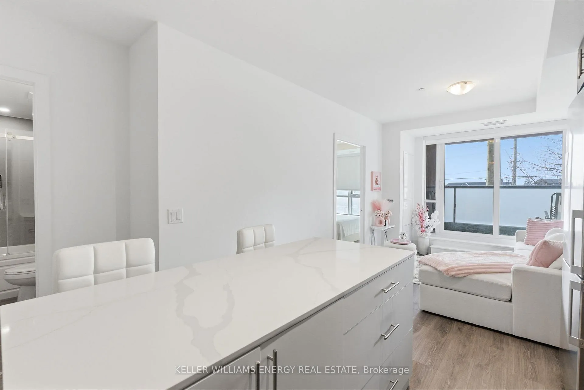 Photo 10 of Unit 211, 2545 Simcoe Street N, Oshawa, Windfields — HOMEH