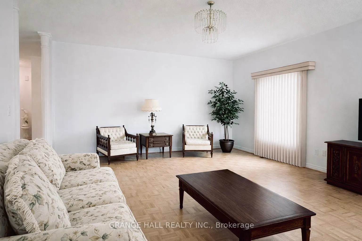 Photo 5 of 203 Starling Boulevard, Vaughan, Vellore Village — HOMEH