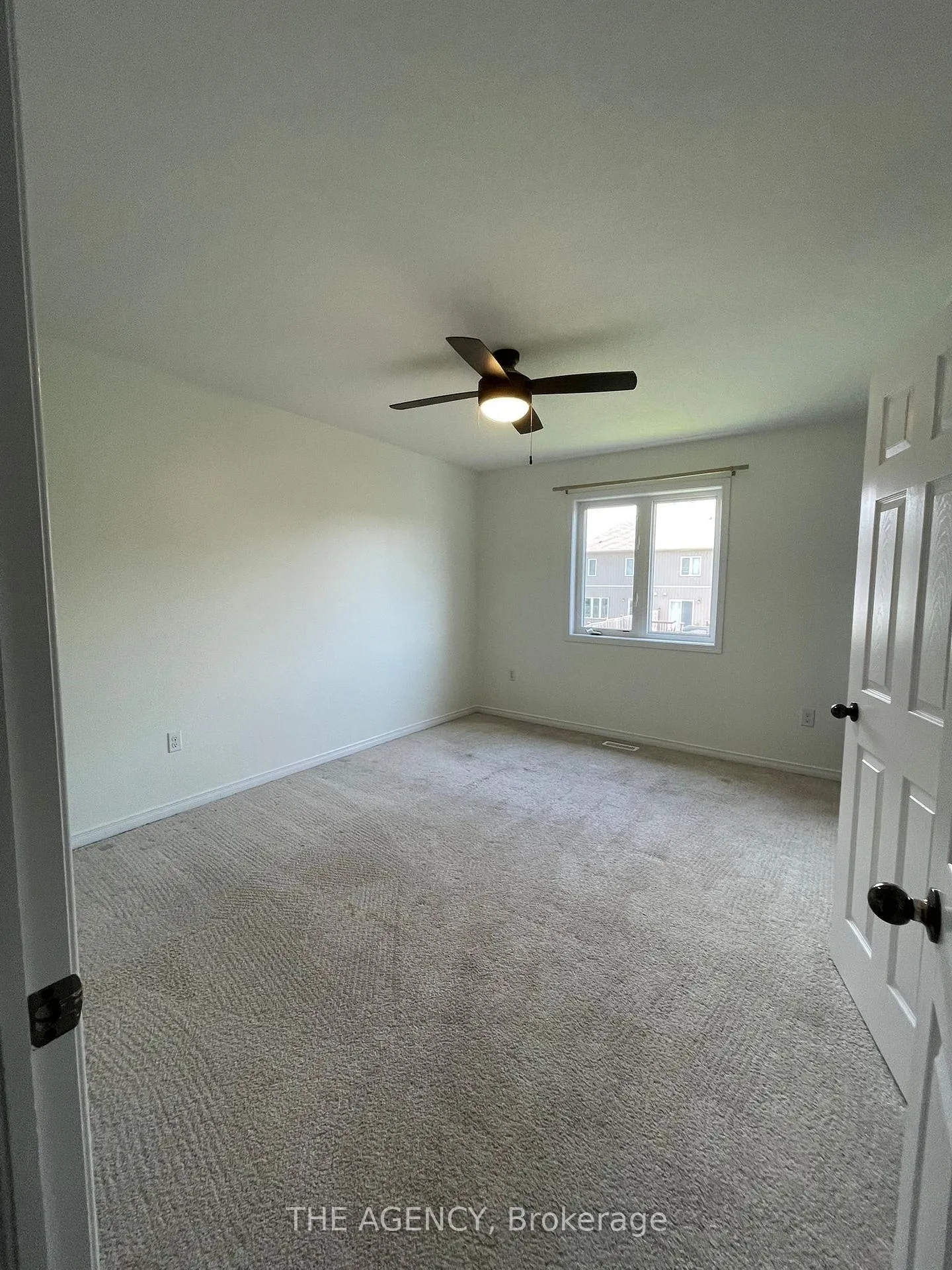 Photo 12 of 111 Bisset Avenue, Brantford — HOMEH