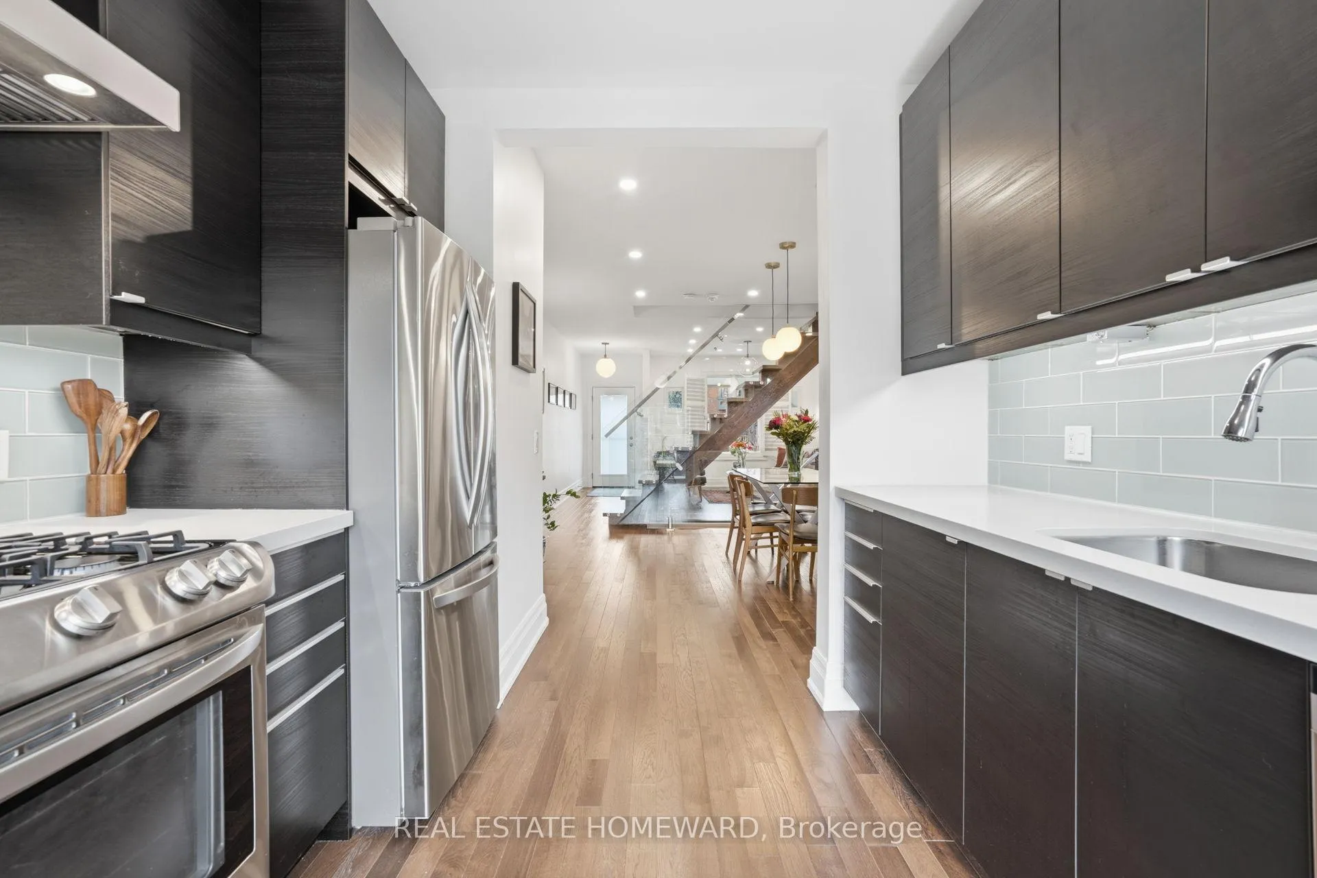 Photo 19 of 111 Withrow Avenue, Toronto, North Riverdale — HOMEH