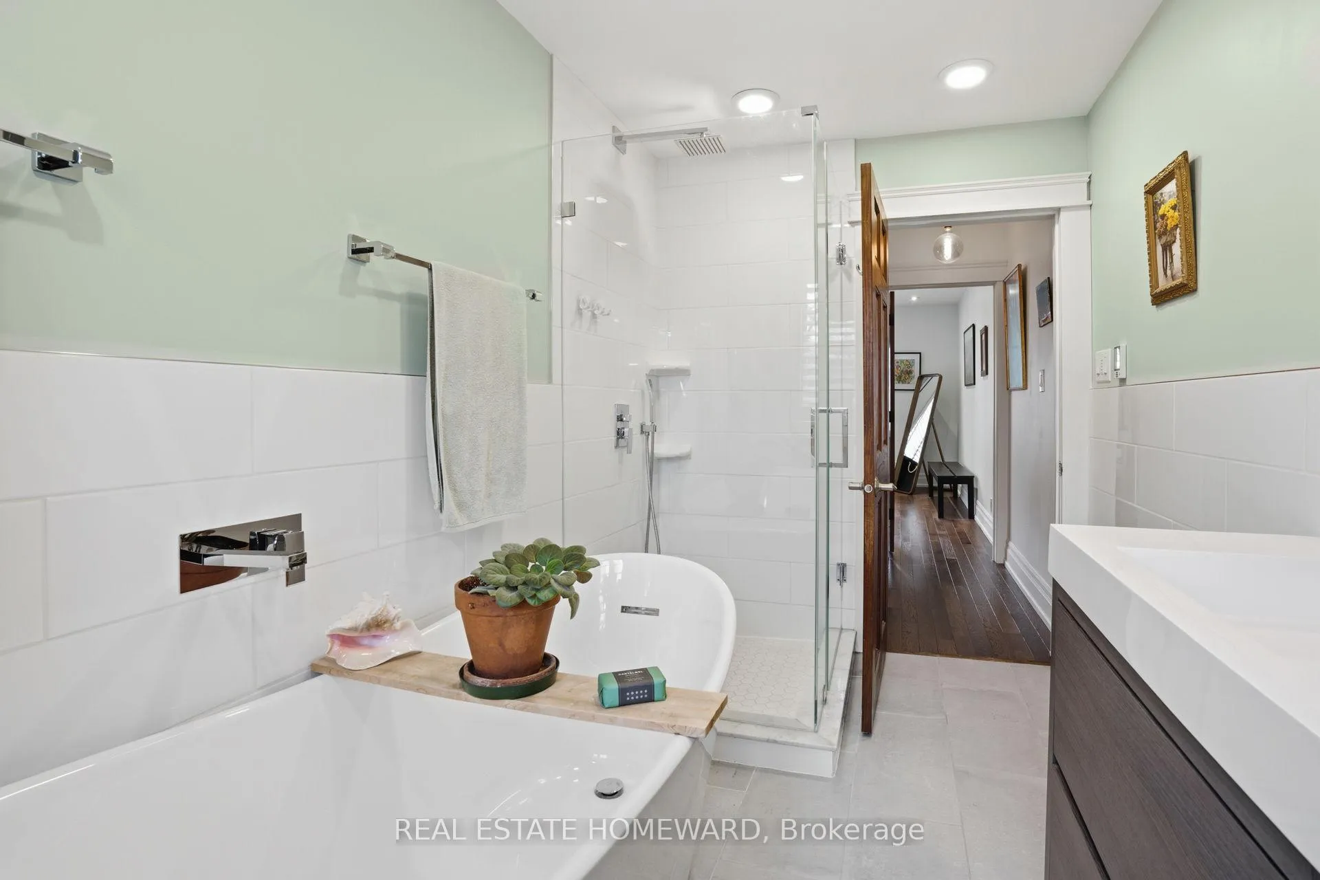 Photo 30 of 111 Withrow Avenue, Toronto, North Riverdale — HOMEH