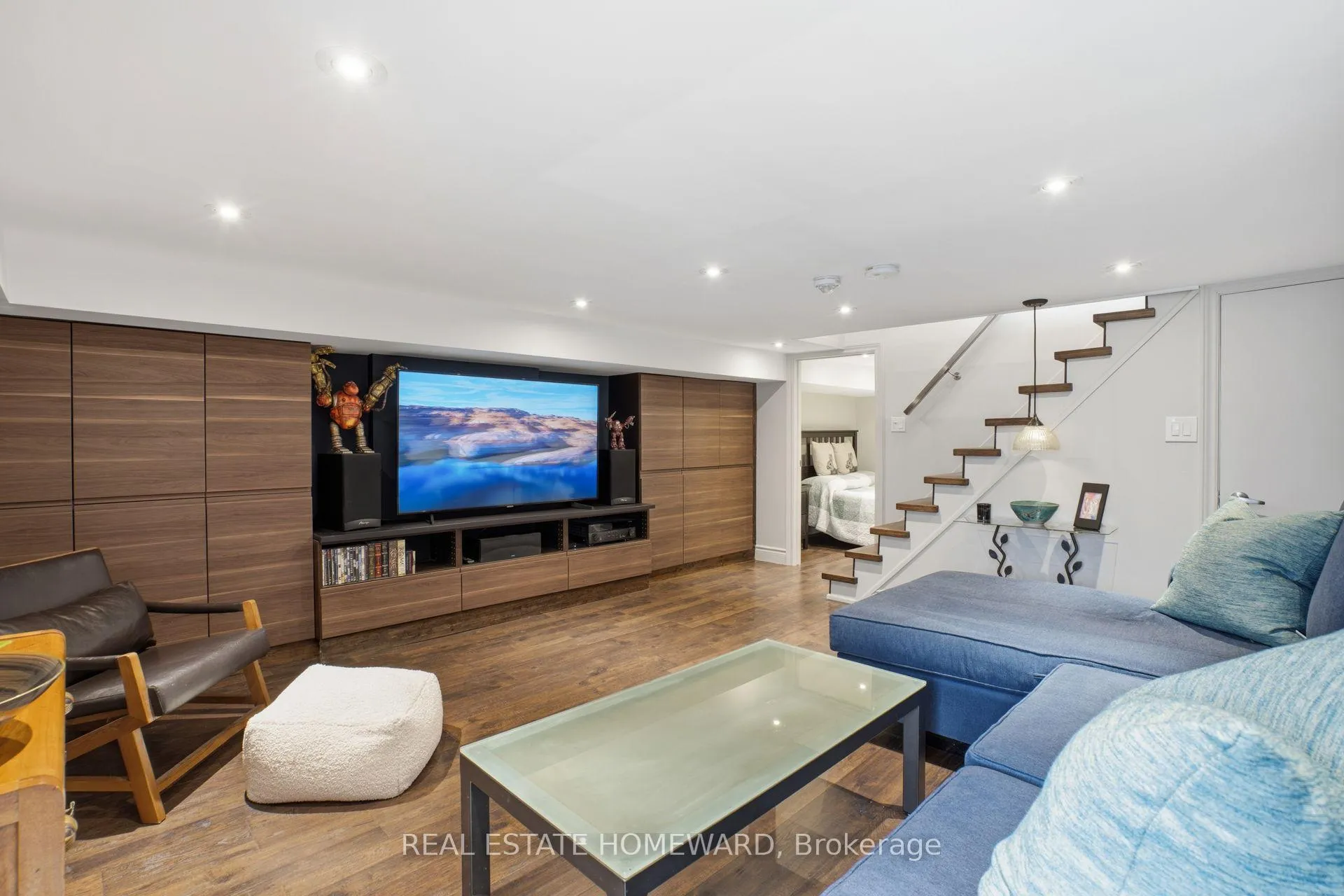 Photo 34 of 111 Withrow Avenue, Toronto, North Riverdale — HOMEH