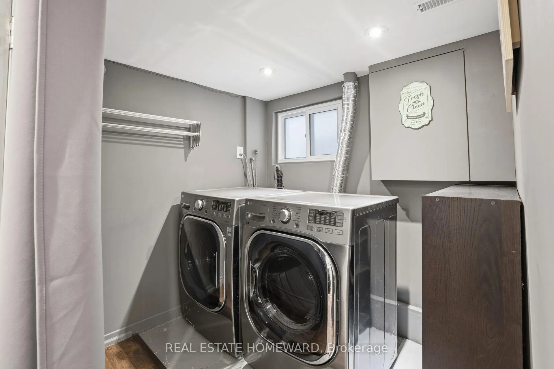 Photo 37 of 111 Withrow Avenue, Toronto, North Riverdale — HOMEH