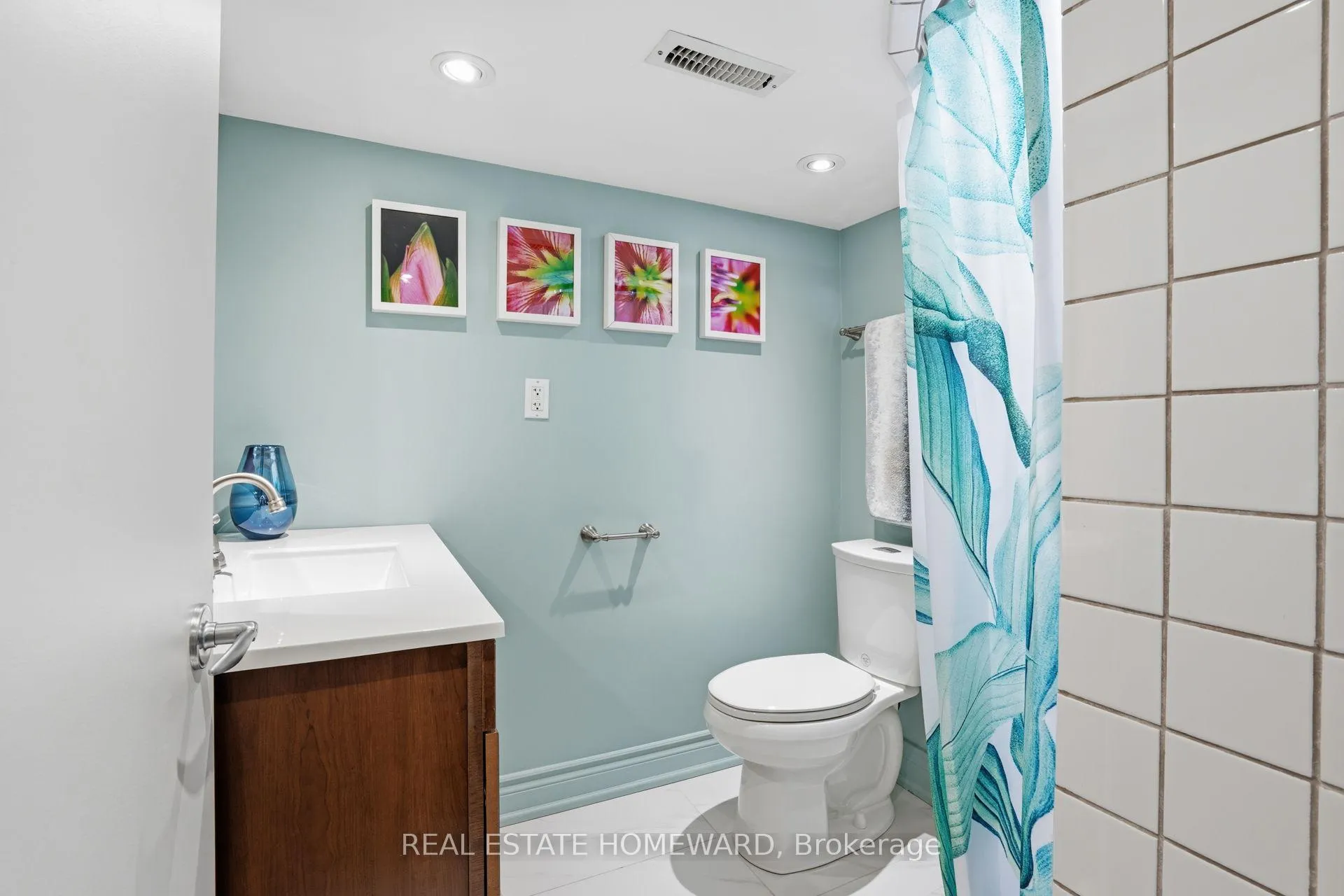 Photo 38 of 111 Withrow Avenue, Toronto, North Riverdale — HOMEH