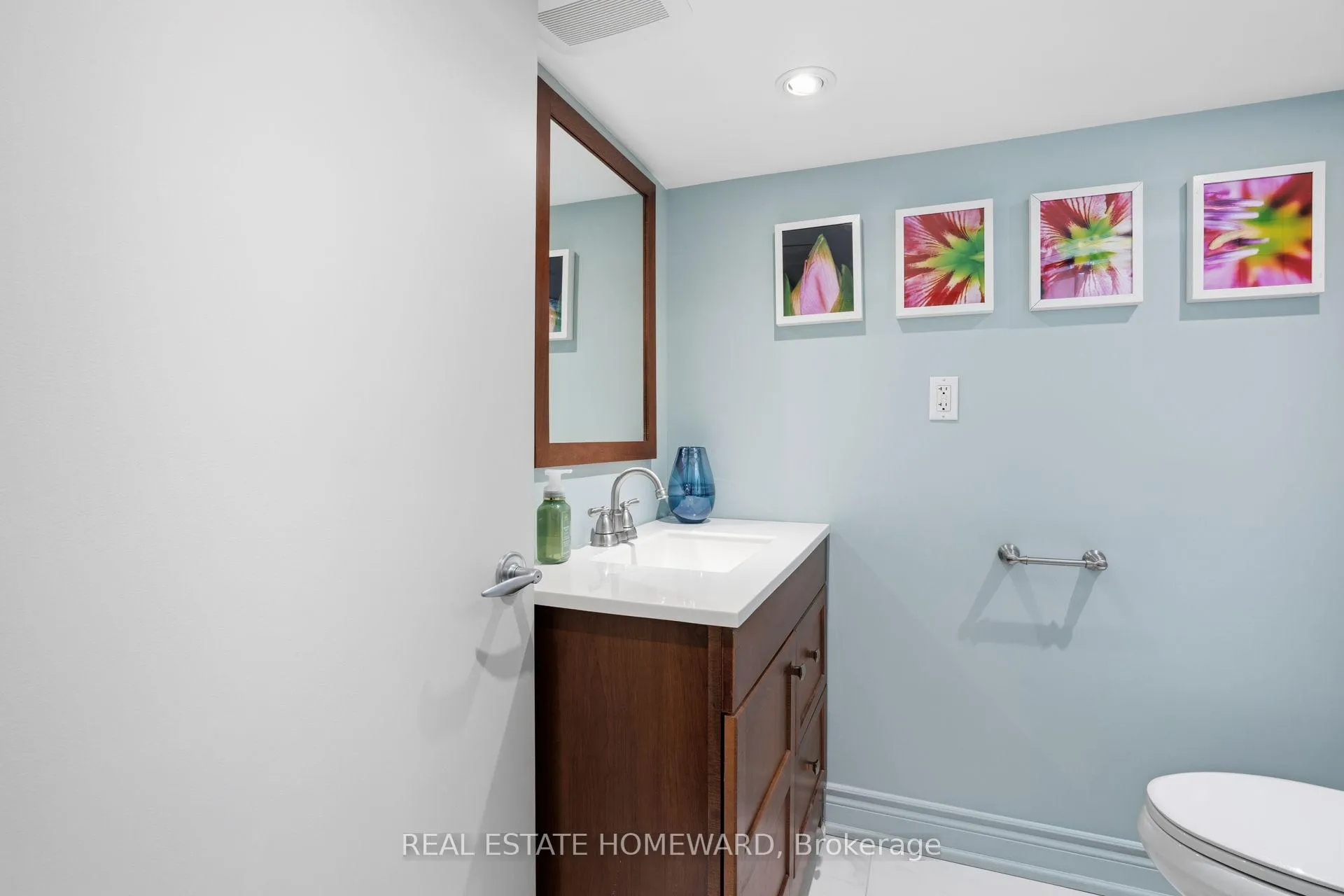 Photo 39 of 111 Withrow Avenue, Toronto, North Riverdale — HOMEH