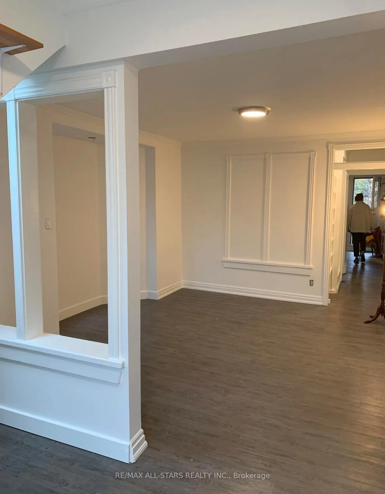 Photo 8 of Unit 2, 1918 Queen Street E, Toronto, The Beaches — HOMEH