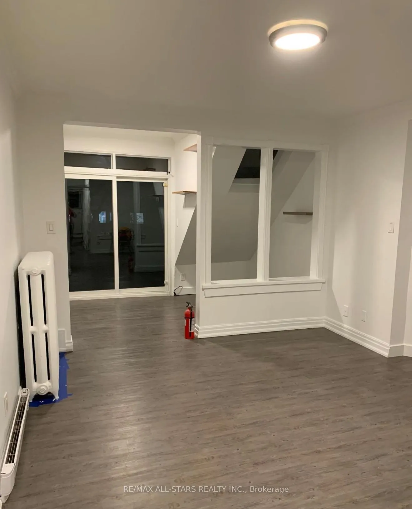 Photo 12 of Unit 2, 1918 Queen Street E, Toronto, The Beaches — HOMEH