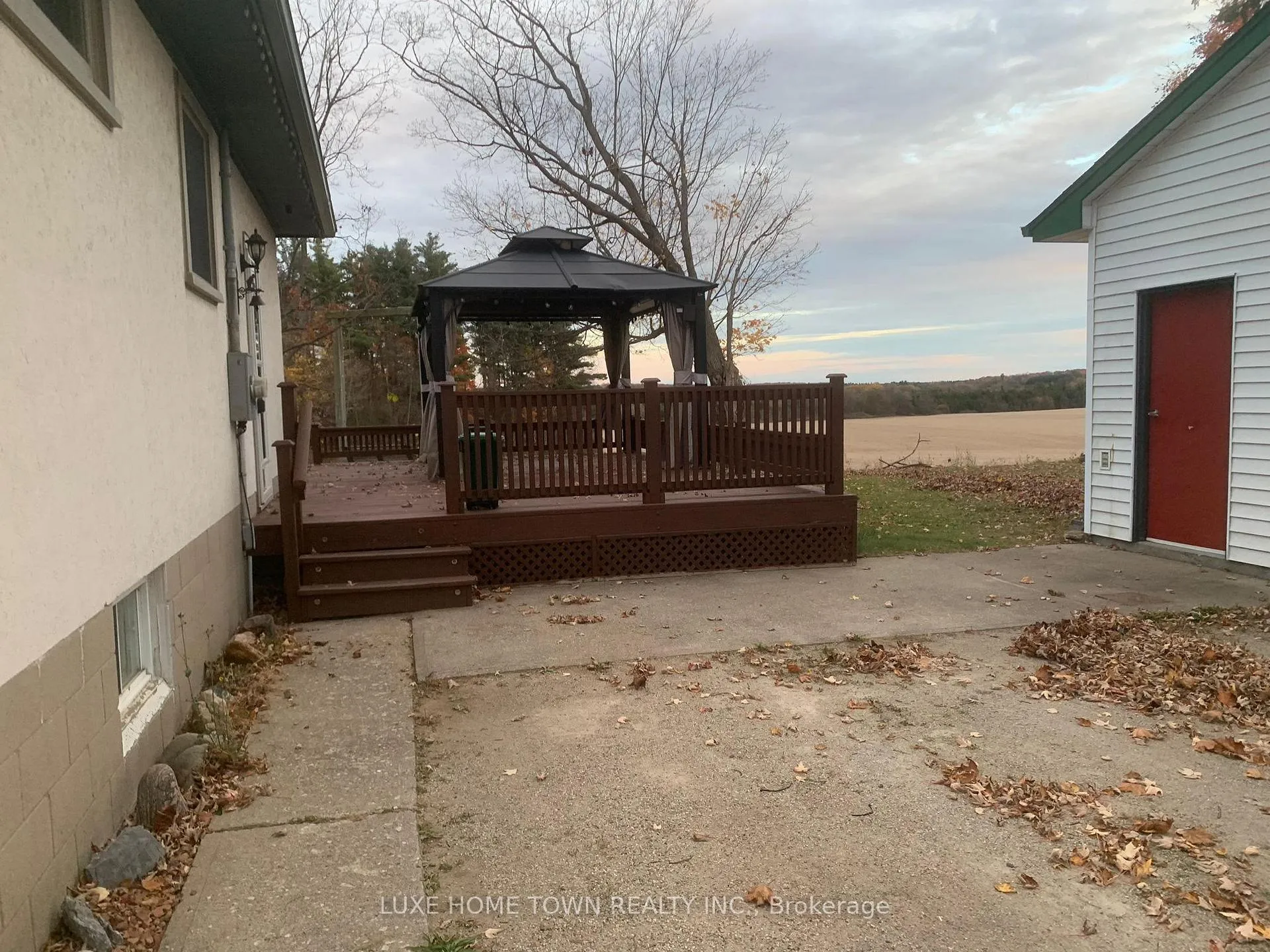 Photo 12 of 2445 Hespeler(UPPER) Road, Cambridge, Silver Heights — HOMEH