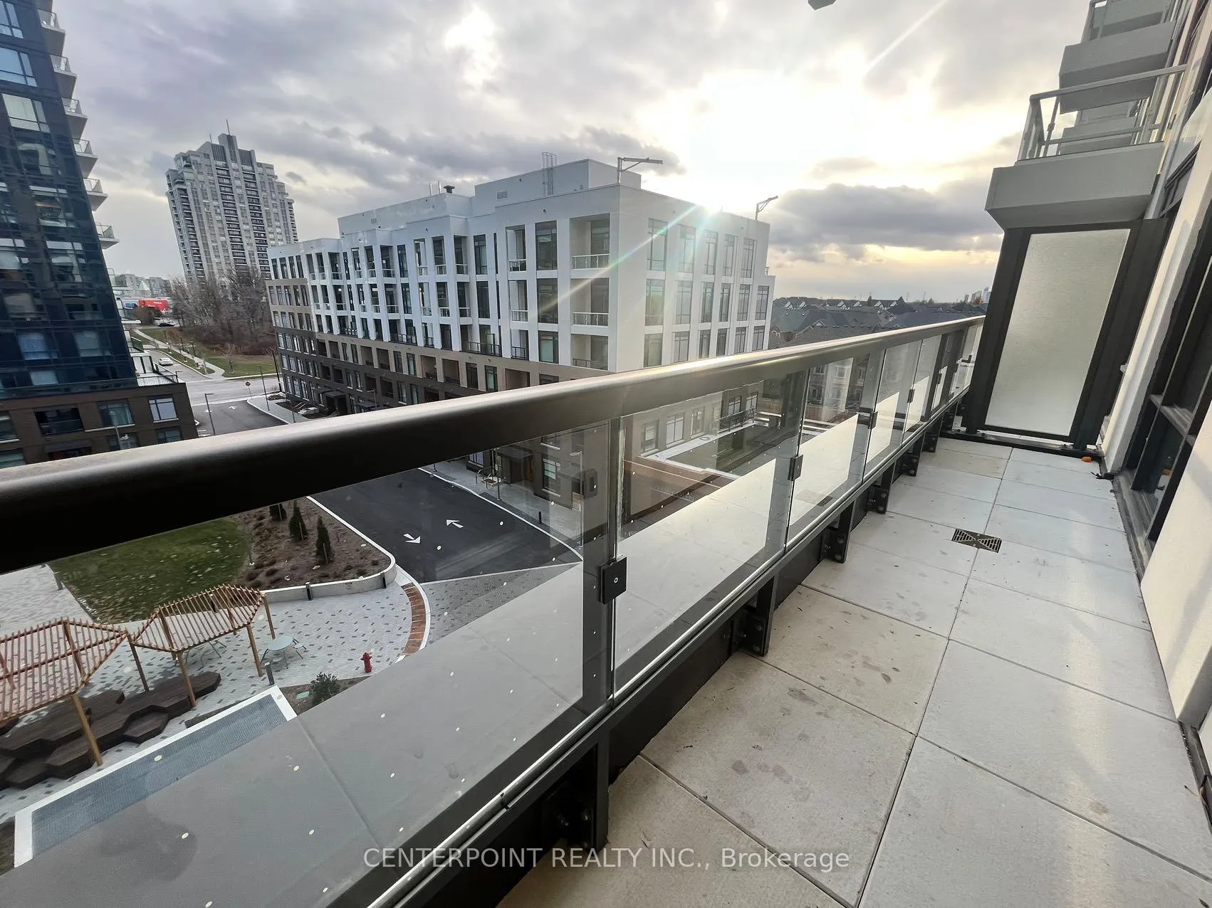 Photo 13 of Unit C507, 8 Beverley Glen Boulevard, Vaughan, Beverley Glen — HOMEH