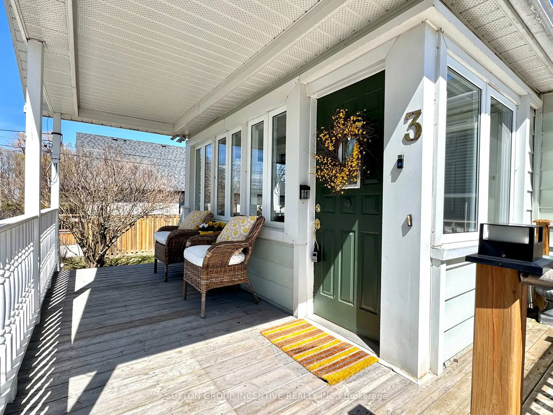 Photo 2 of 3 Melody Lane, Georgina, Sutton & Jackson's Point — HOMEH
