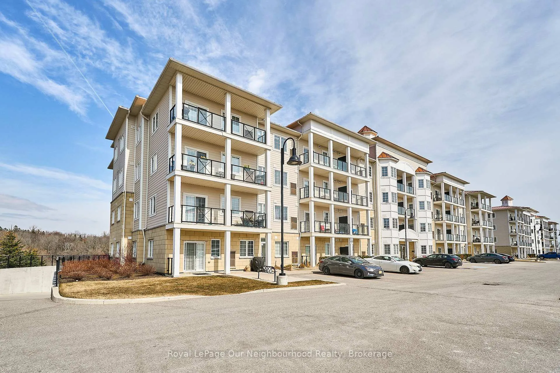 Photo 2 of Unit 316, 80 Shipway Avenue, Clarington, Newcastle — HOMEH